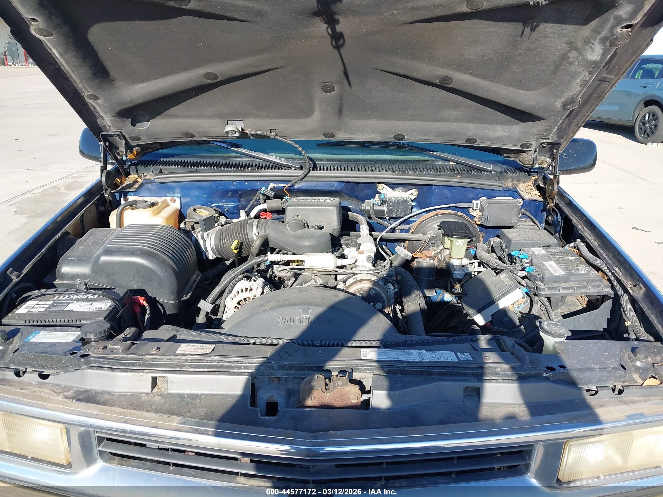 1997 Chevrolet Suburban 1500   Blue vin: 3GNEC16R9VG148439