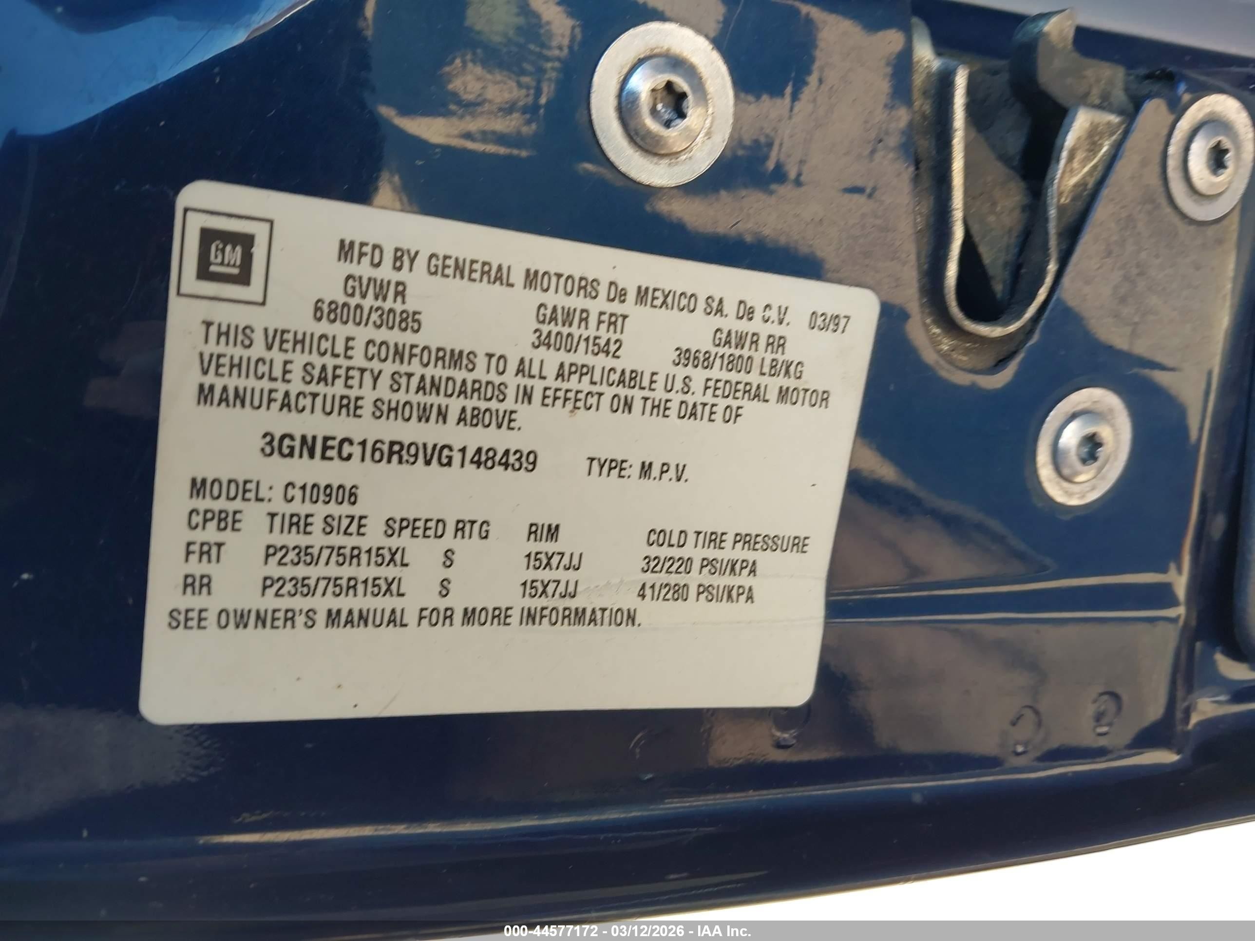 1997 Chevrolet Suburban 1500   Blue vin: 3GNEC16R9VG148439