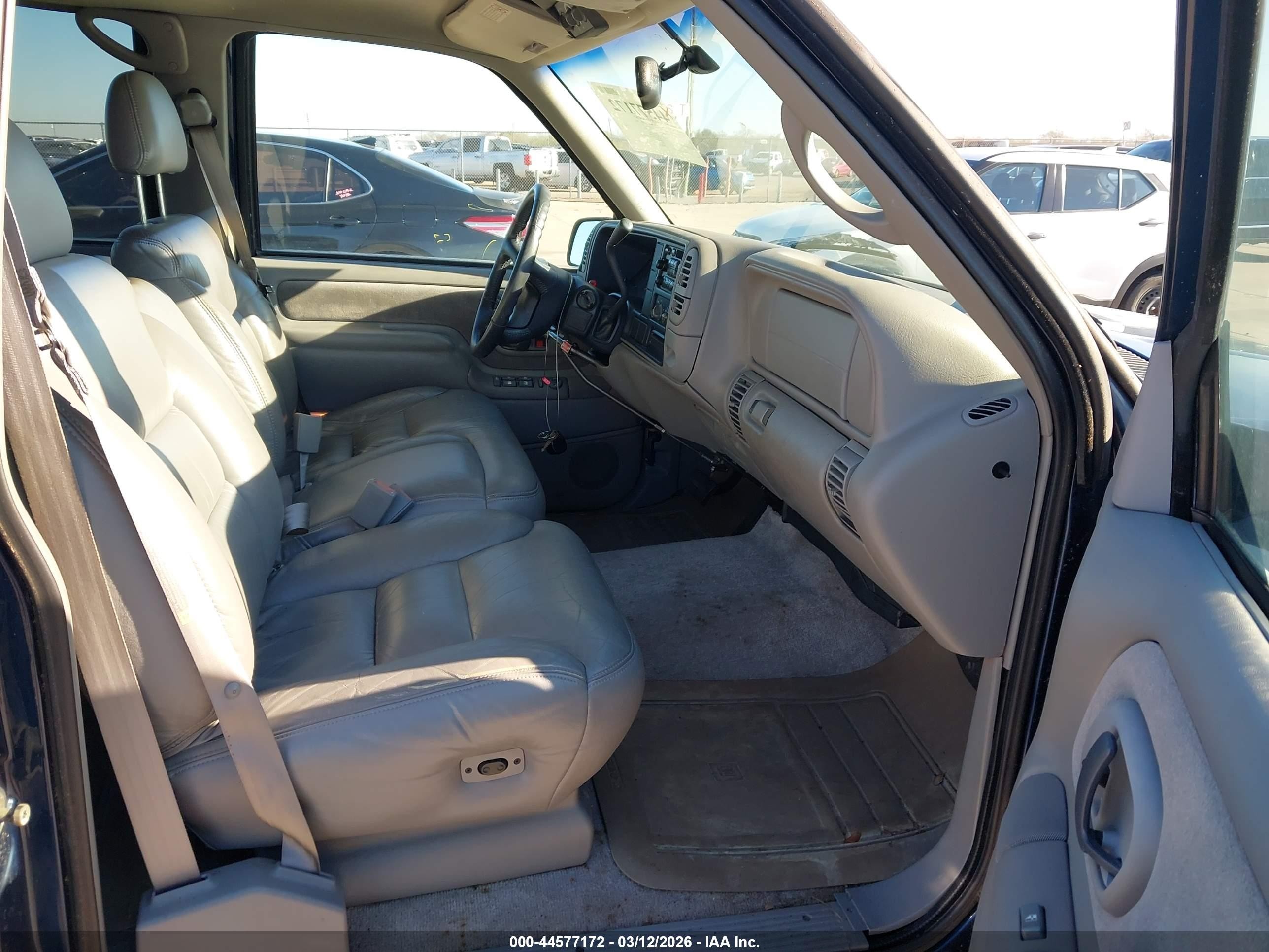 1997 Chevrolet Suburban 1500   Blue vin: 3GNEC16R9VG148439