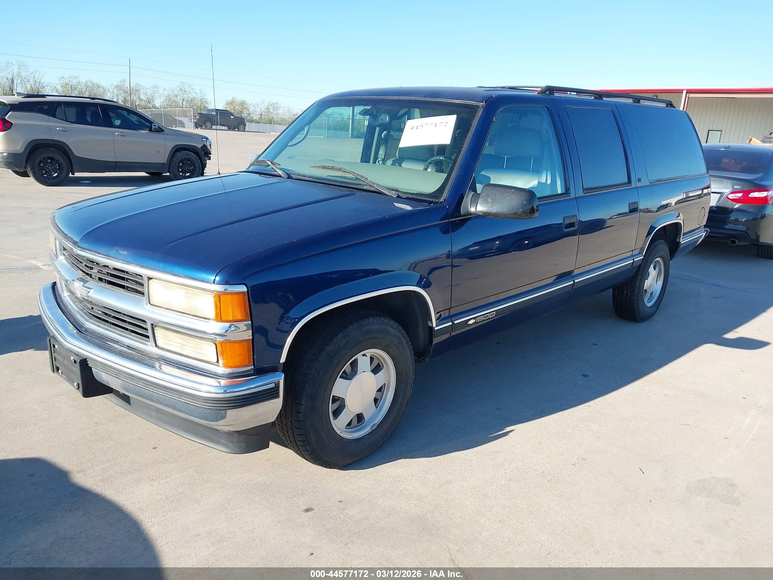 1997 Chevrolet Suburban 1500   Blue vin: 3GNEC16R9VG148439