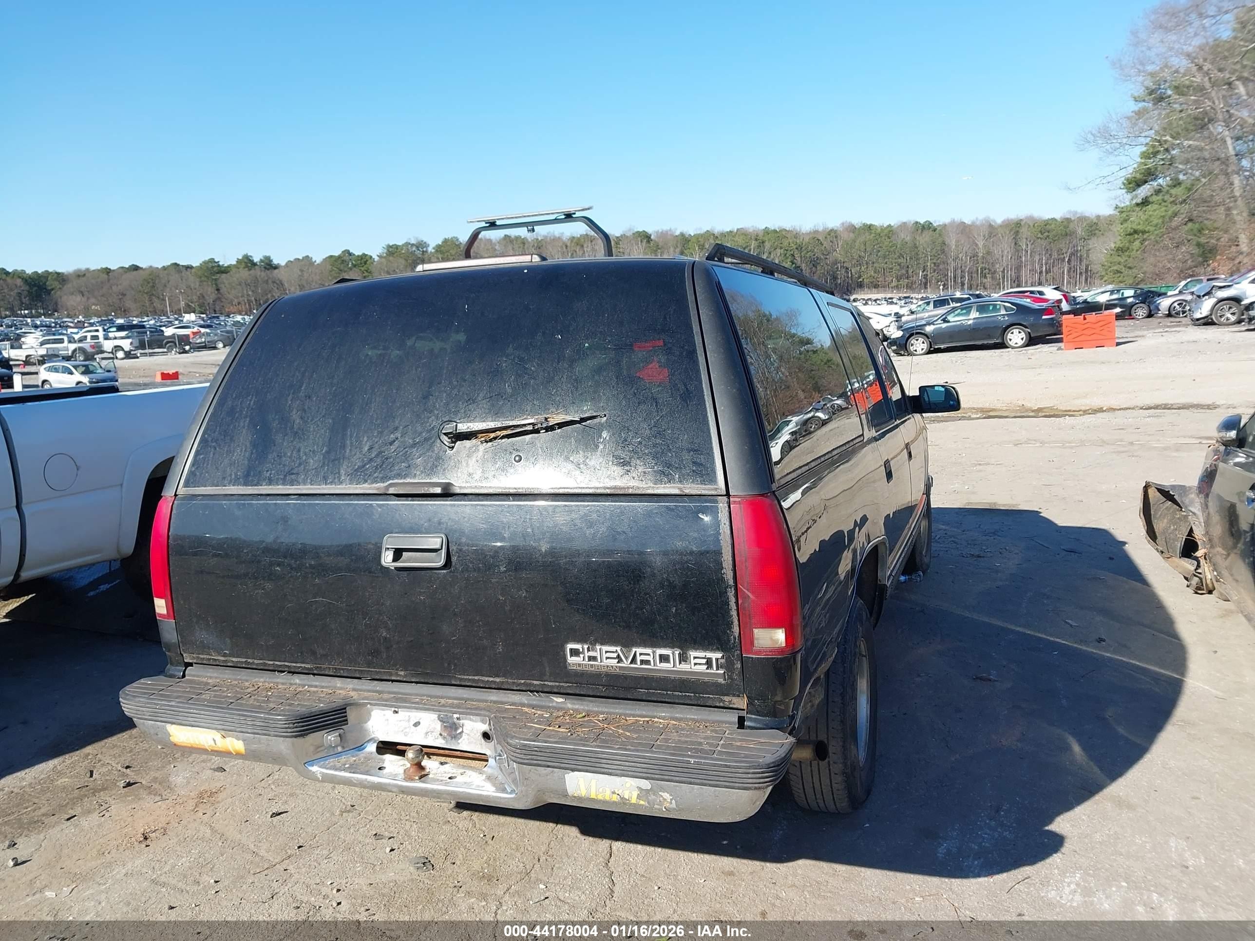 1997 Chevrolet Suburban 1500   Черный vin: 3GNEC16R9VG156508