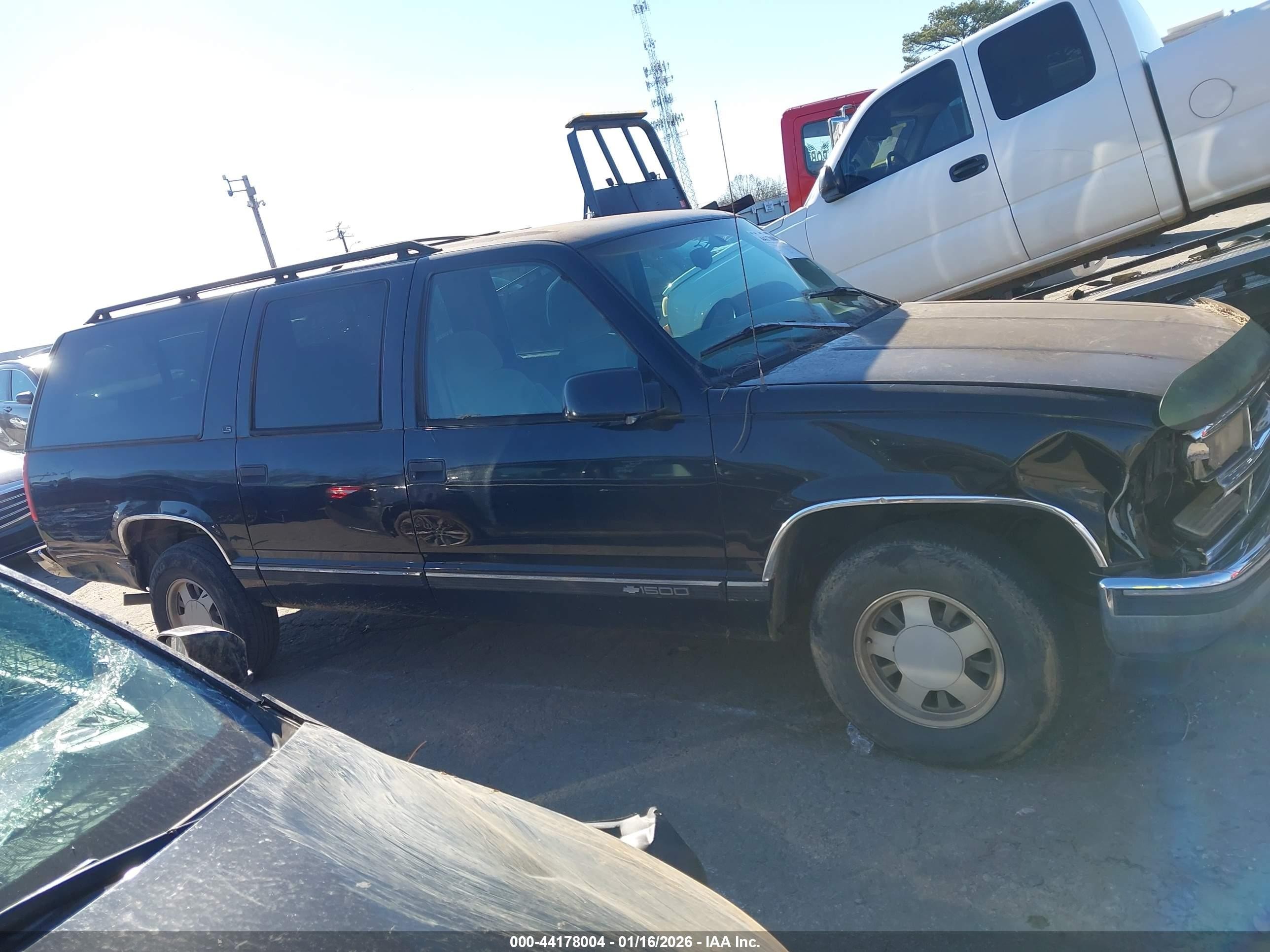 1997 Chevrolet Suburban 1500   Черный vin: 3GNEC16R9VG156508