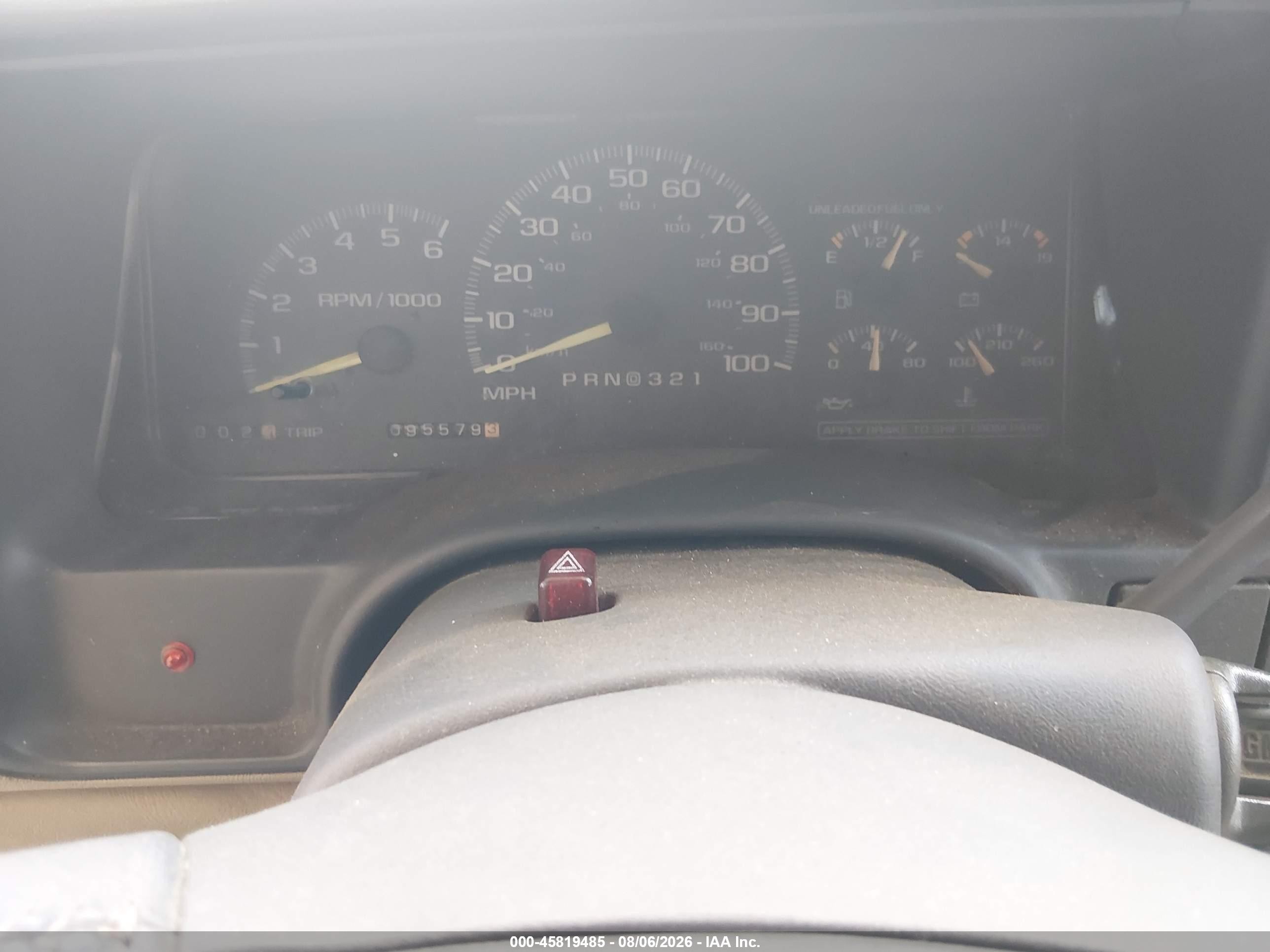 1998 Chevrolet Suburban 1500   Maroon vin: 3GNEC16R9WG108735