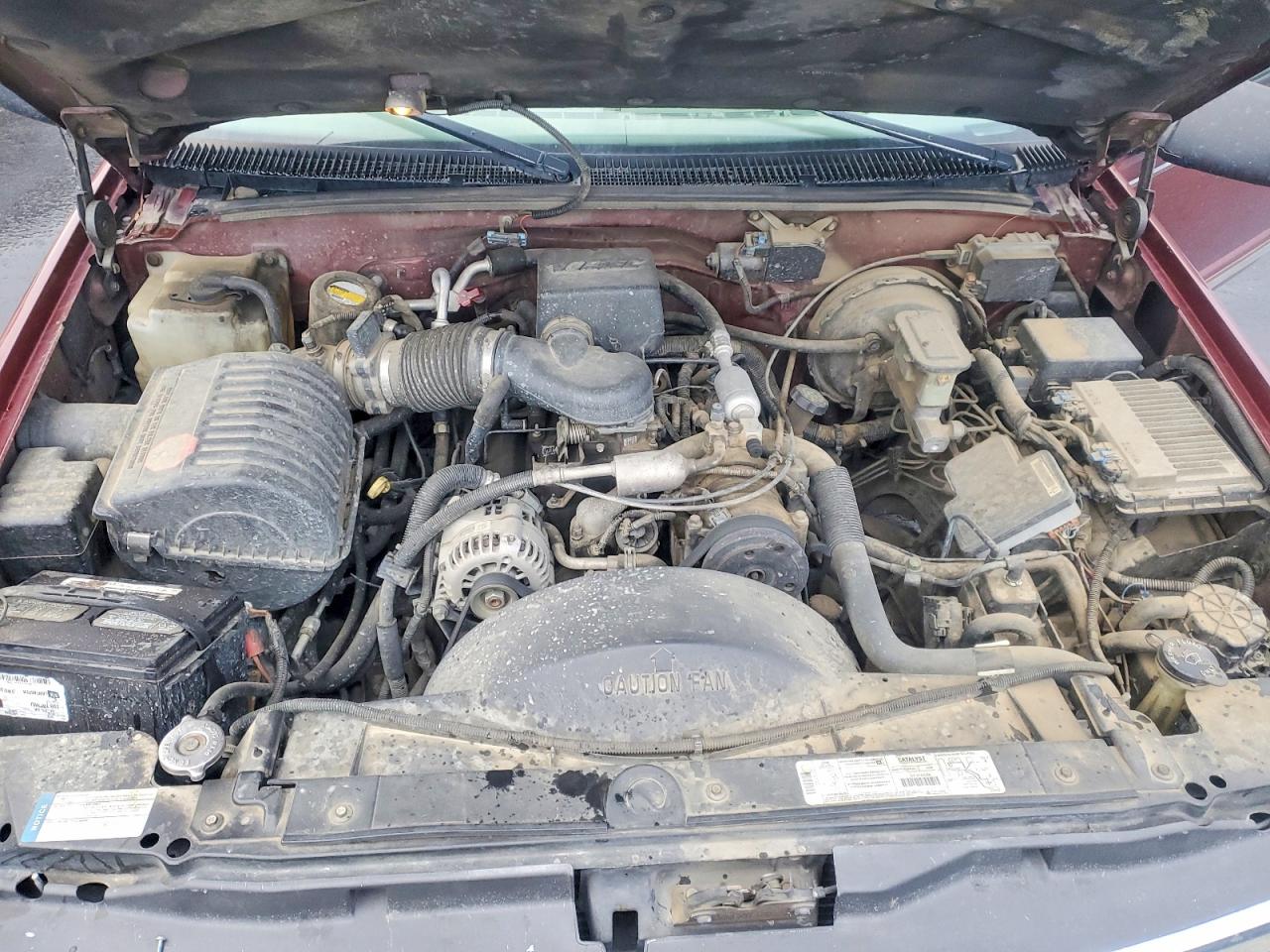 1998 Chevrolet Suburban C1500 Burgundy vin: 3GNEC16R9WG108914