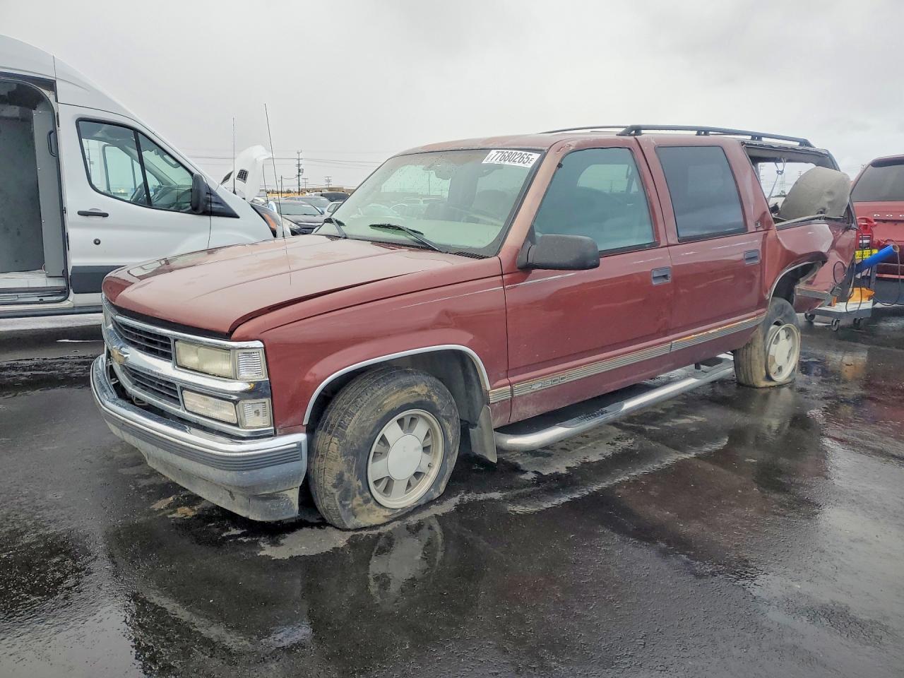 1998 Chevrolet Suburban C1500 Burgundy vin: 3GNEC16R9WG108914