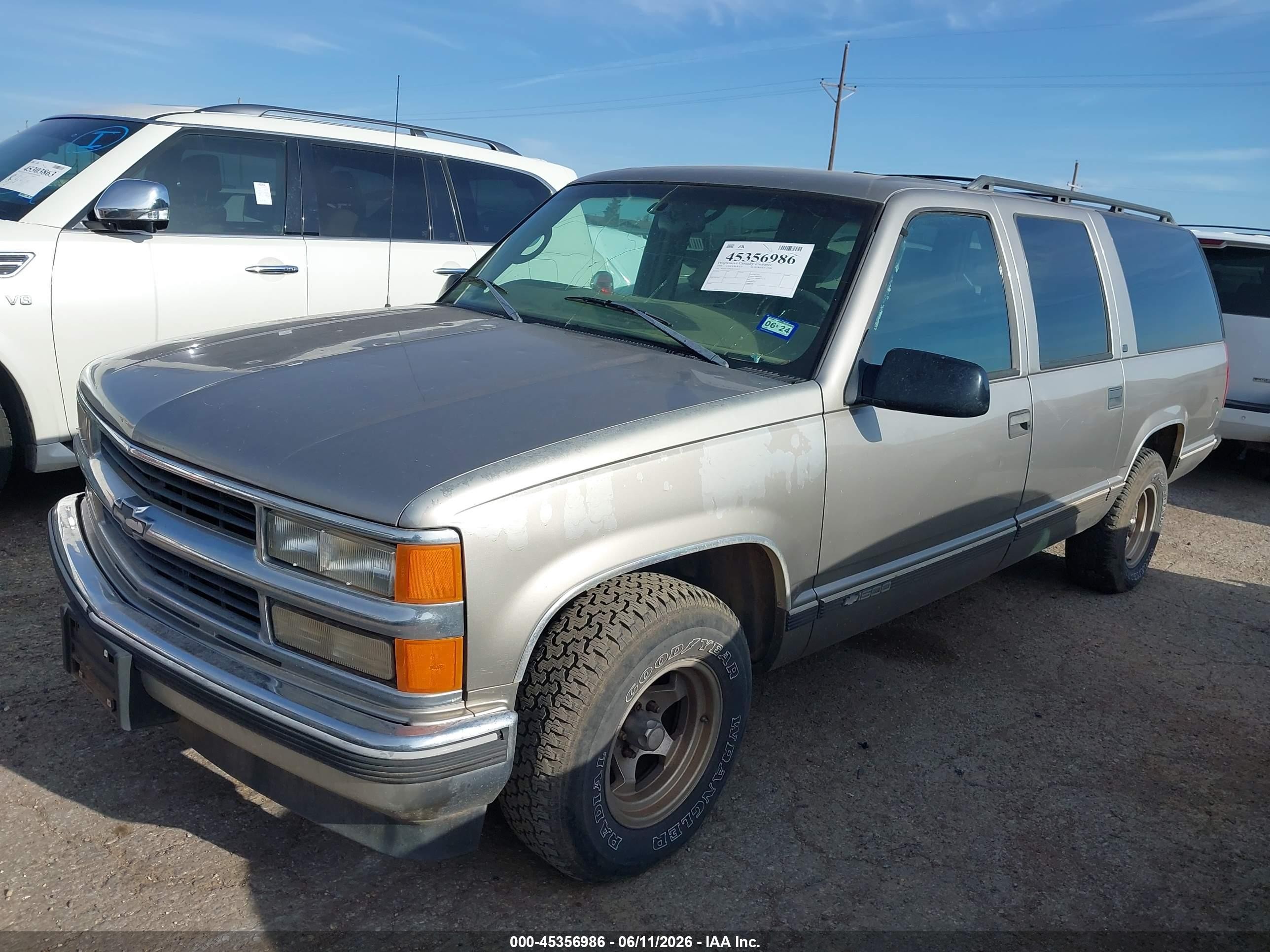 1999 Chevrolet Suburban 1500 Lt Pewter vin: 3GNEC16RXXG123472
