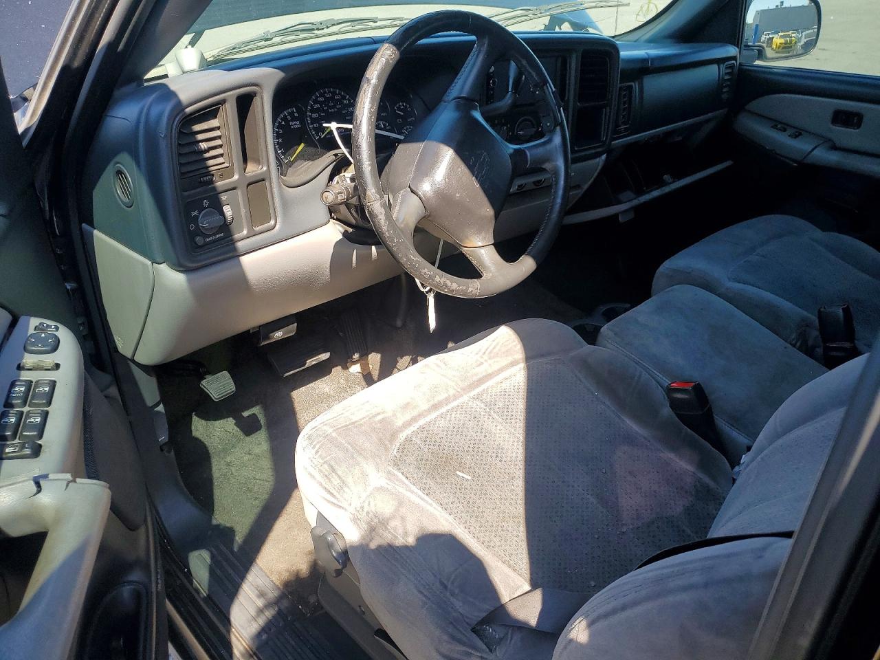 2001 Chevrolet Suburban C1500 Black vin: 3GNEC16T01G168732