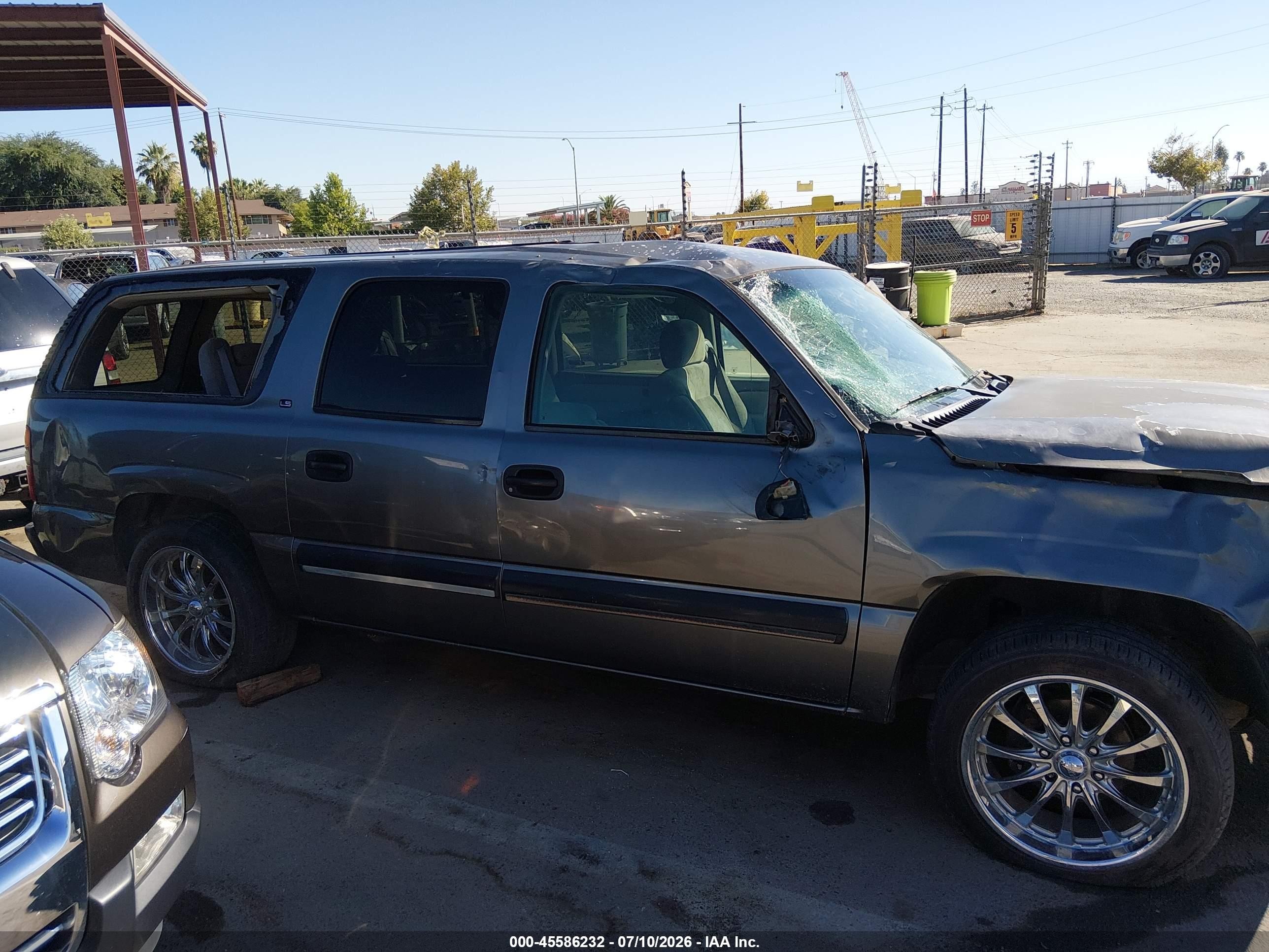 2001 Chevrolet Suburban 1500 Ls Gray vin: 3GNEC16T11G137604