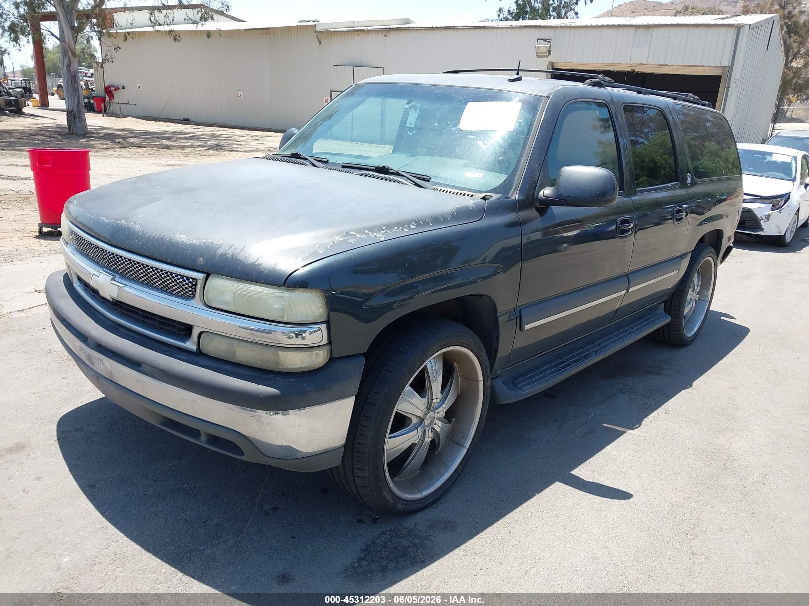 2003 Chevrolet Suburban 1500 Lt Gray vin: 3GNEC16T13G210098