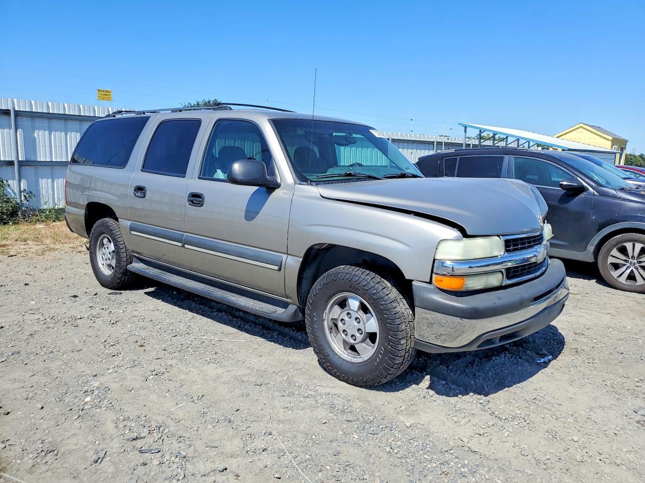 2003 Chevrolet Suburban C1500 Silver vin: 3GNEC16T73G152577