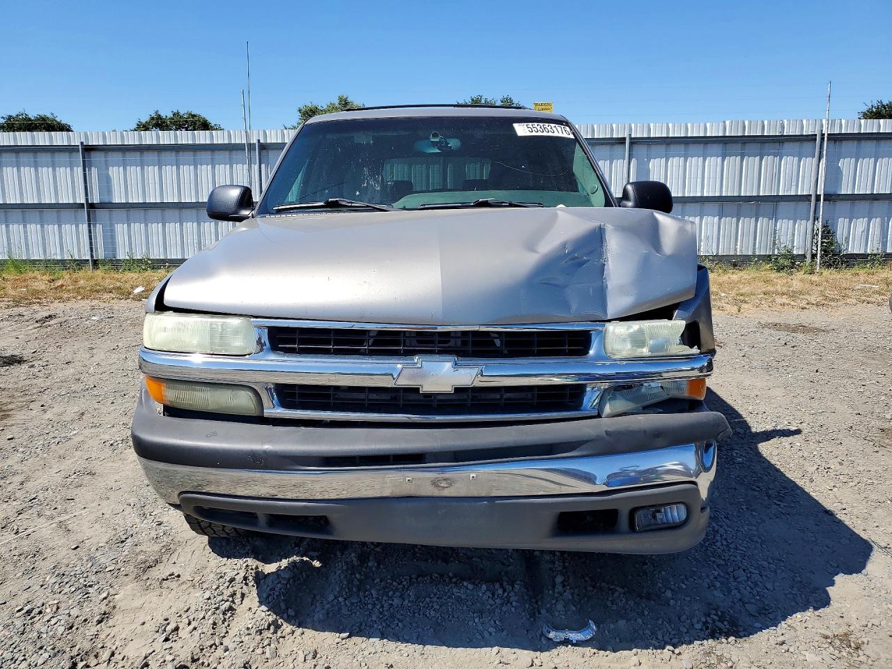 2003 Chevrolet Suburban C1500 Silver vin: 3GNEC16T73G152577