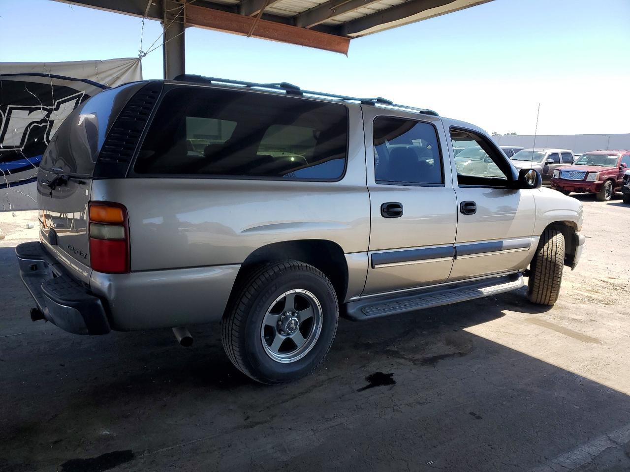 2003 Chevrolet Suburban C1500 Tan vin: 3GNEC16T73G215256