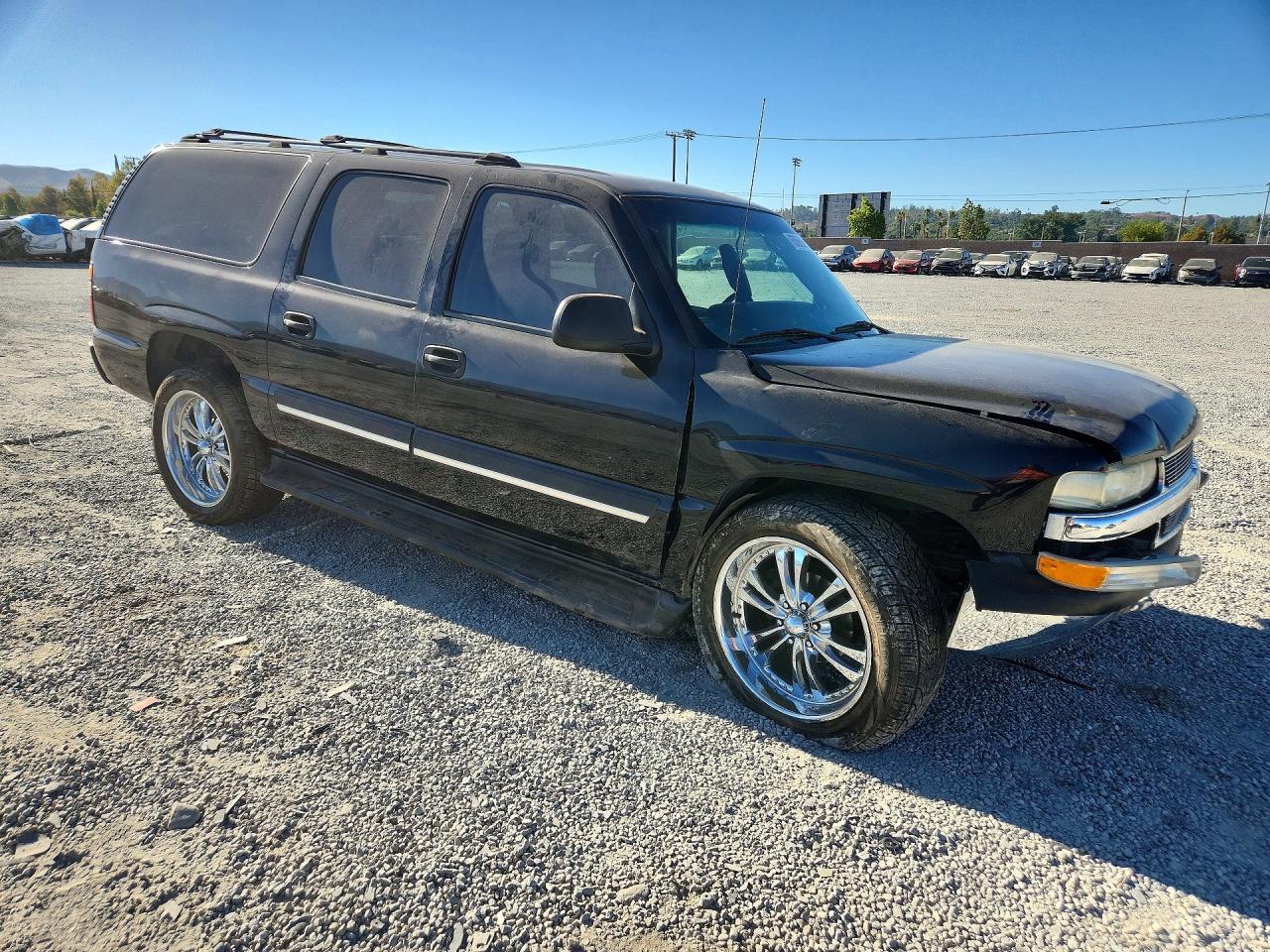 2004 Chevrolet Suburban C1500 Black vin: 3GNEC16T84G327288