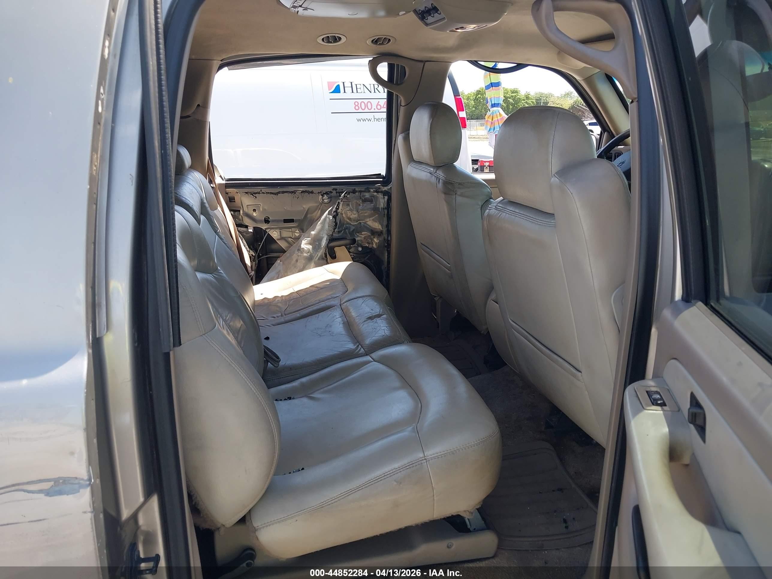 2001 Chevrolet Suburban 1500 Ls Gray vin: 3GNEC16T91G100042
