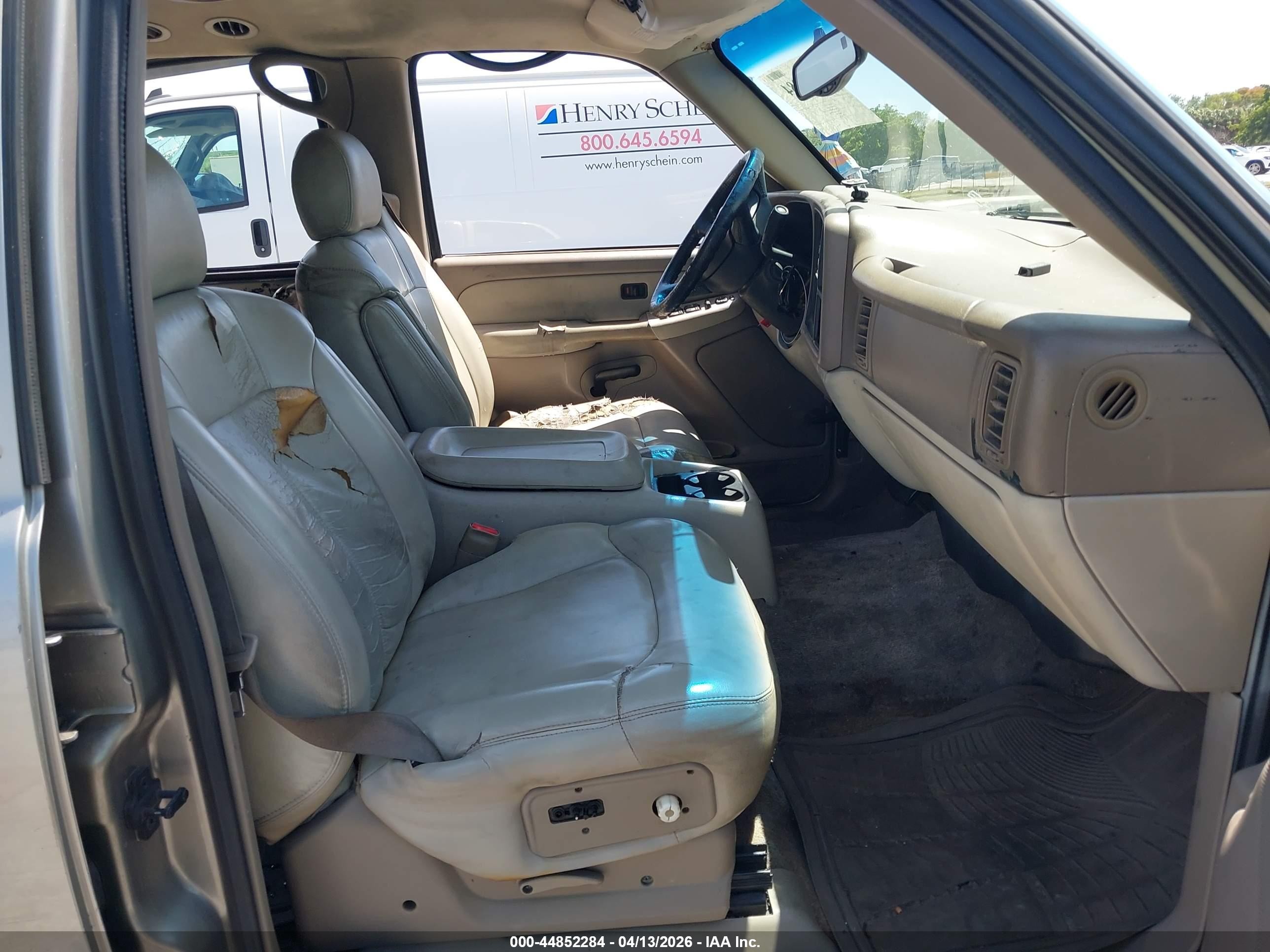 2001 Chevrolet Suburban 1500 Ls Gray vin: 3GNEC16T91G100042