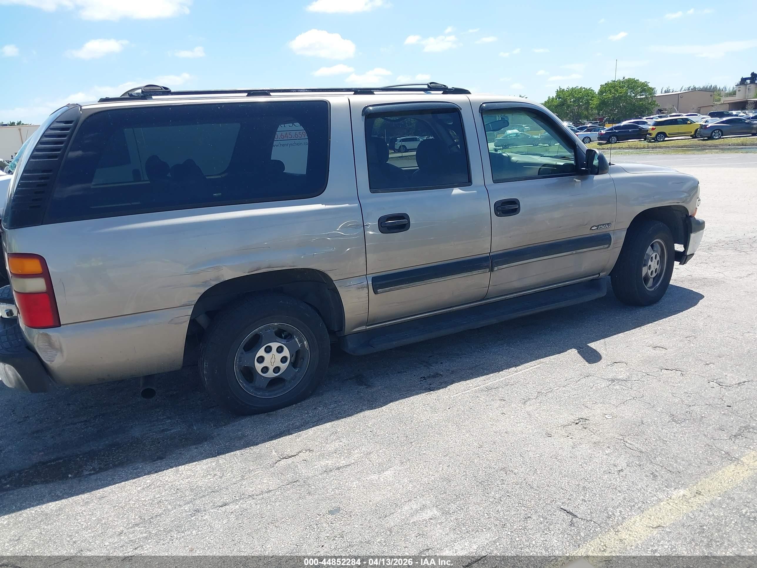 2001 Chevrolet Suburban 1500 Ls Gray vin: 3GNEC16T91G100042