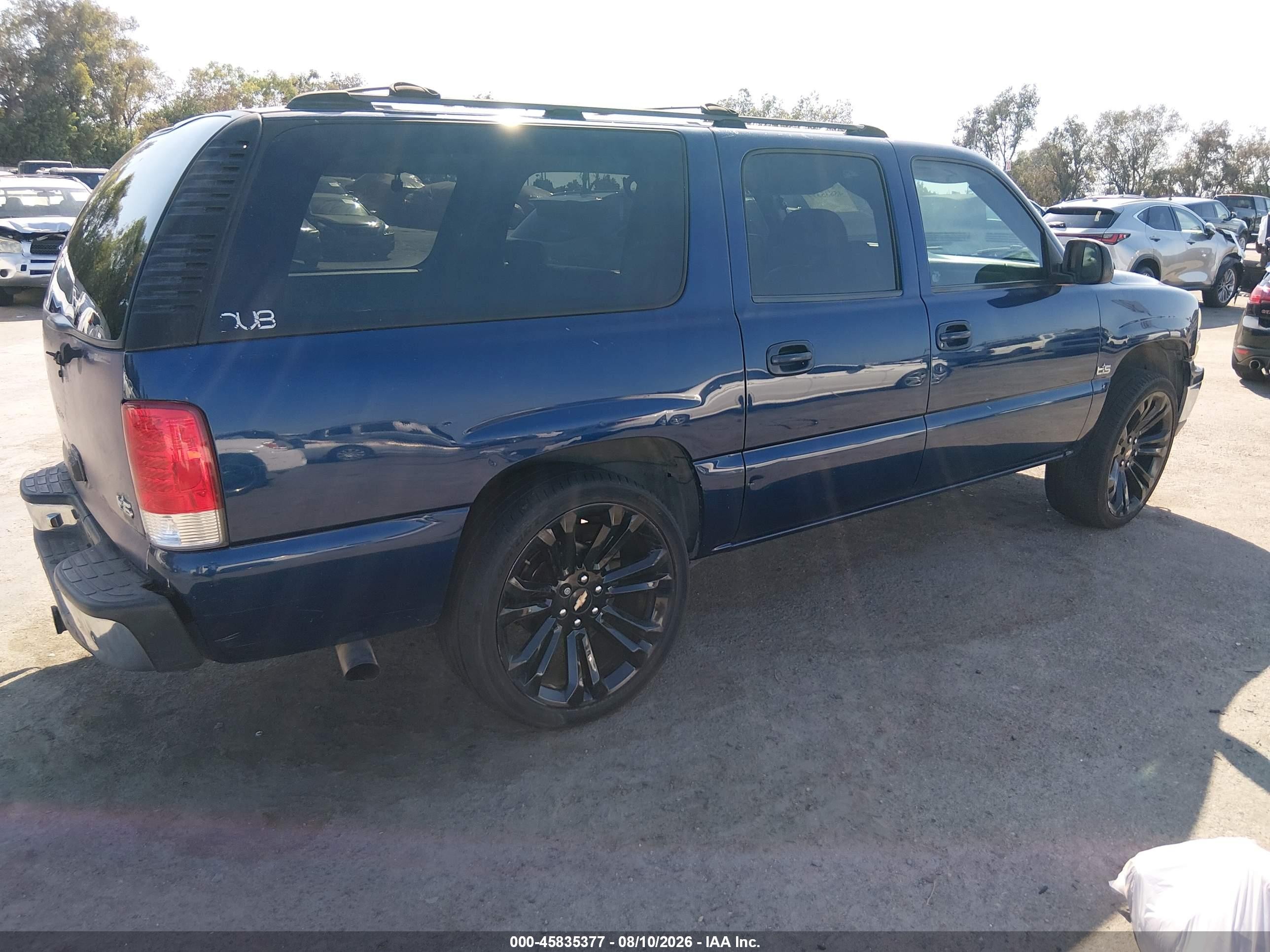 2001 Chevrolet Suburban 1500 Lt Синий vin: 3GNEC16T91G135471