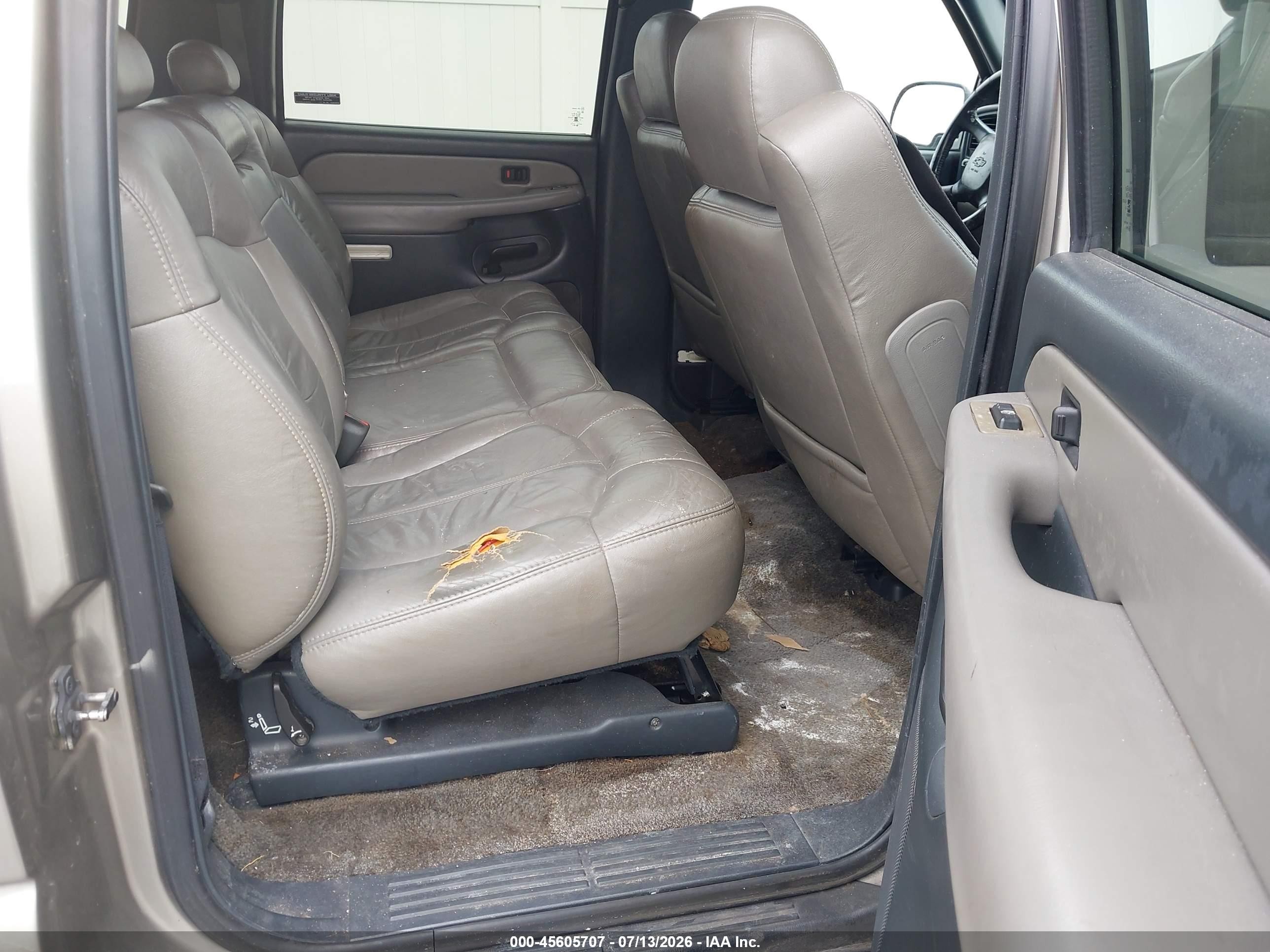 2001 Chevrolet Suburban 1500 Ls Silver vin: 3GNEC16T91G284723