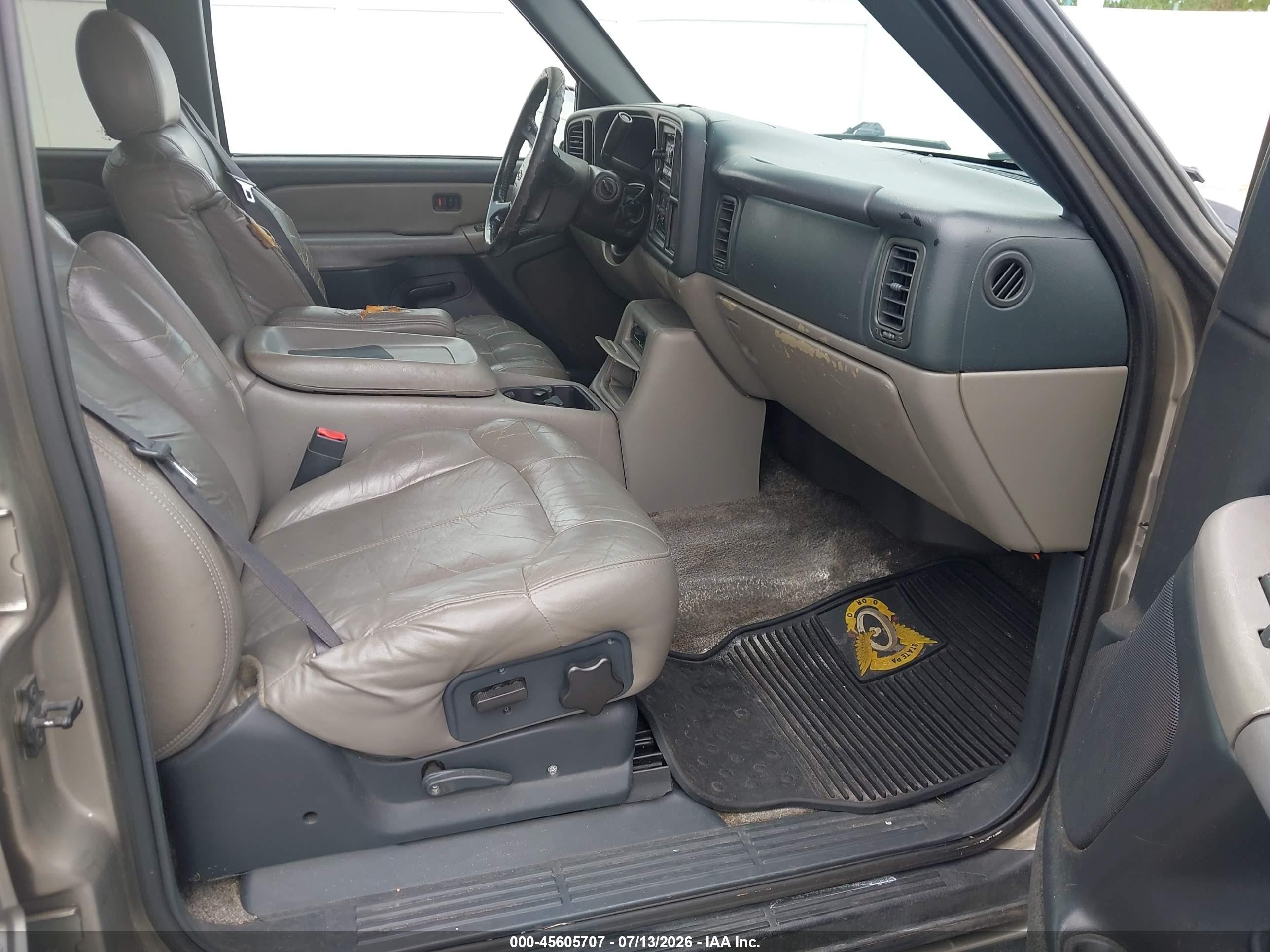 2001 Chevrolet Suburban 1500 Ls Silver vin: 3GNEC16T91G284723