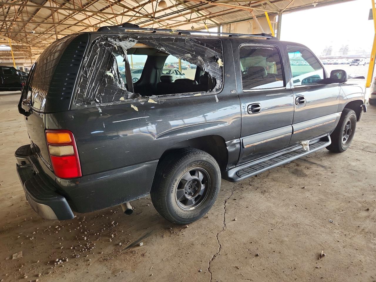 2003 Chevrolet Suburban C1500 Черный vin: 3GNEC16T93G310644