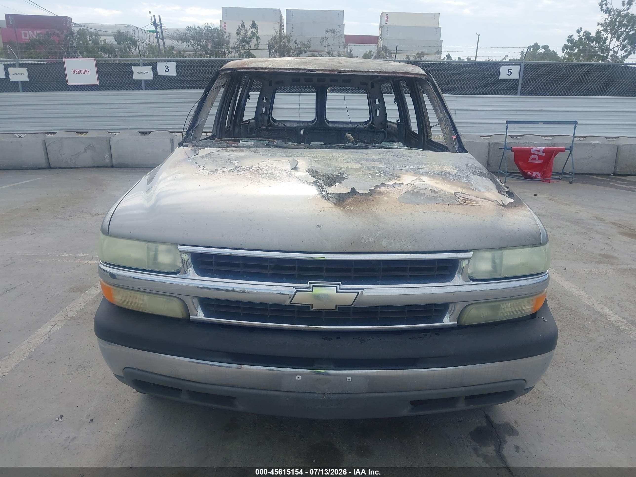 2002 Chevrolet Suburban 1500 Ls Бежевый vin: 3GNEC16TX2G299409