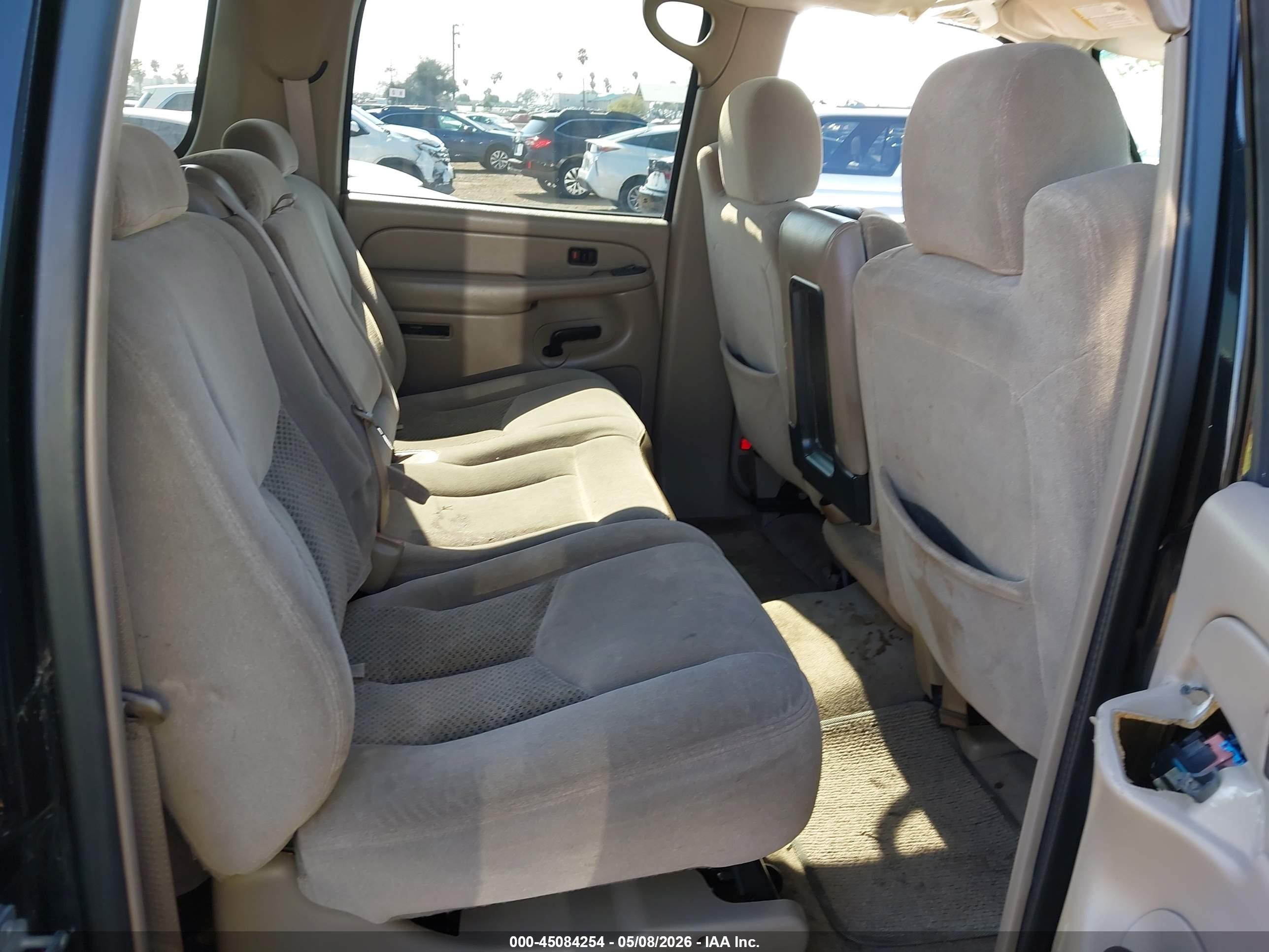 2004 Chevrolet Suburban 1500 Ls Black vin: 3GNEC16TX4G183209