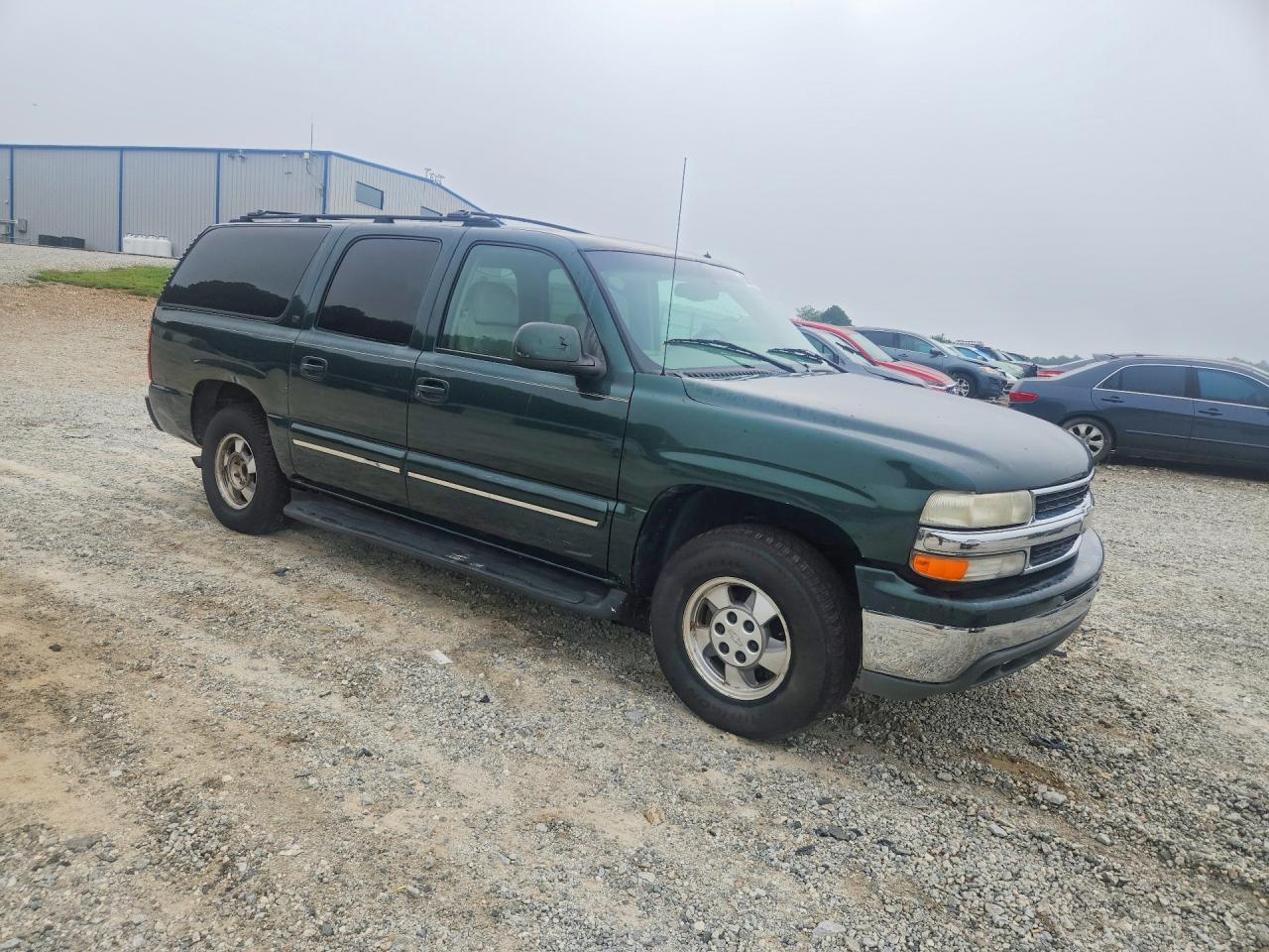 2002 Chevrolet Suburban C1500 Зеленый vin: 3GNEC16Z02G202111