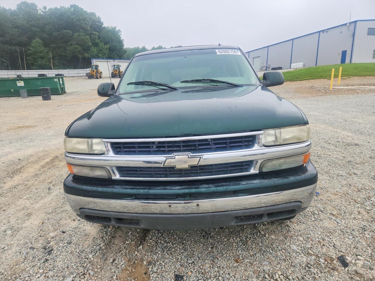 2002 Chevrolet Suburban C1500 Зеленый vin: 3GNEC16Z02G202111