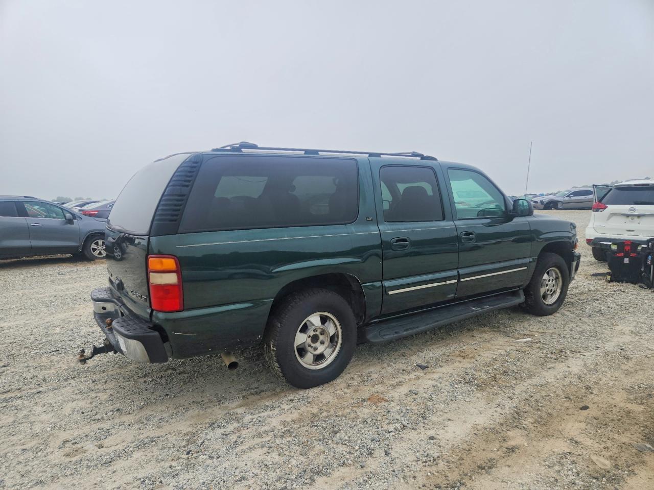 2002 Chevrolet Suburban C1500 Зеленый vin: 3GNEC16Z02G202111