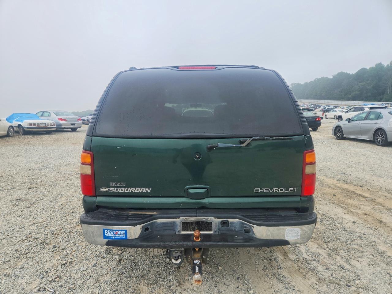 2002 Chevrolet Suburban C1500 Зеленый vin: 3GNEC16Z02G202111