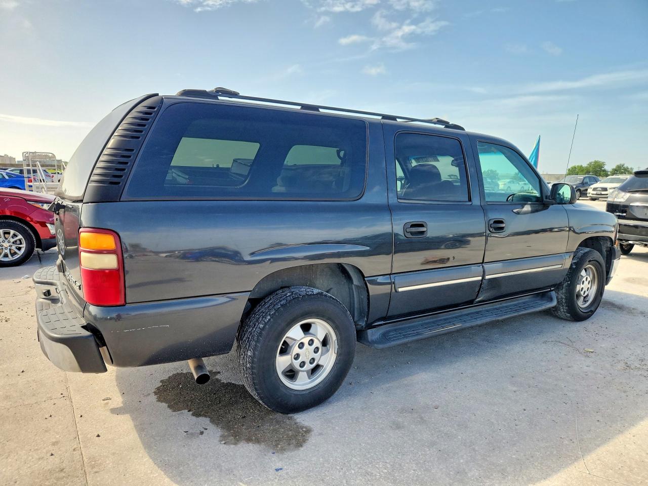 2003 Chevrolet Suburban C1500 Charcoal vin: 3GNEC16Z03G213255