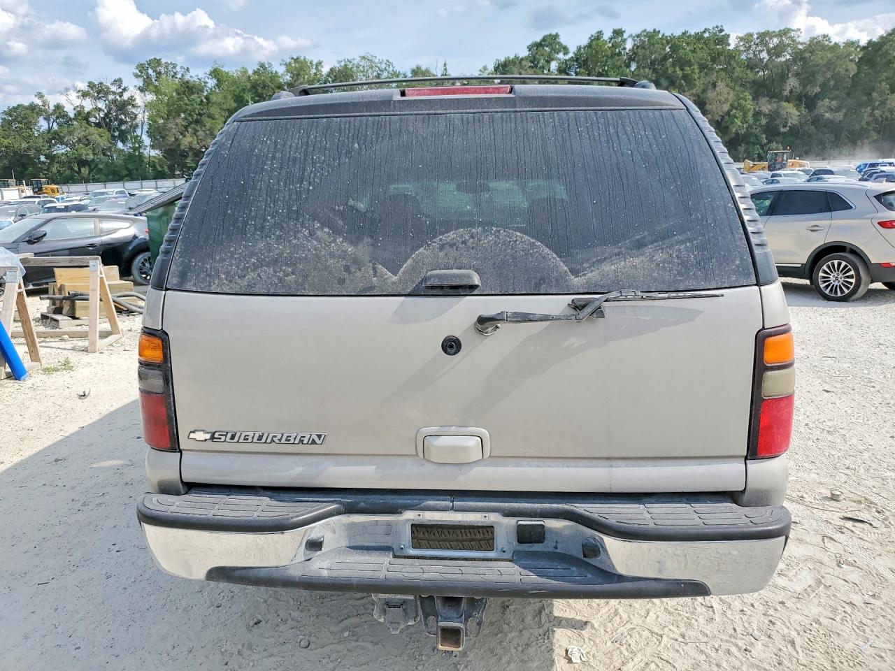 2006 Chevrolet Suburban C1500 Silver vin: 3GNEC16Z06G113662