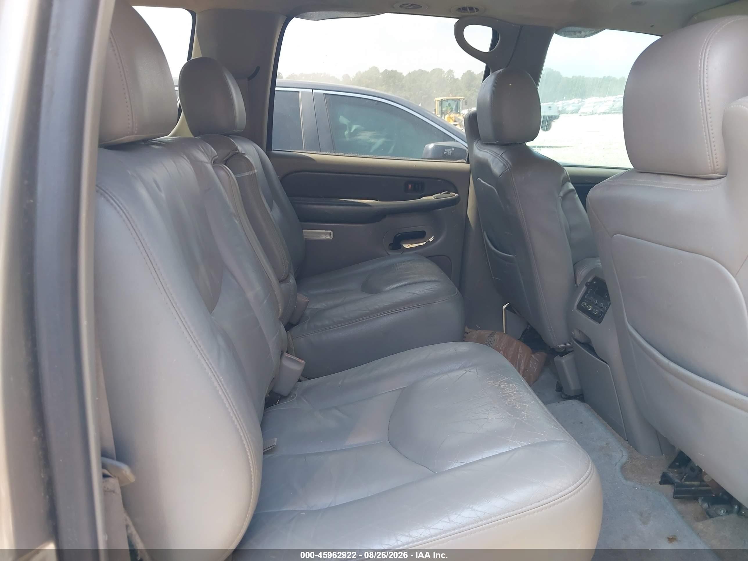 2003 Chevrolet Suburban 1500 Lt Beige vin: 3GNEC16Z13G182663