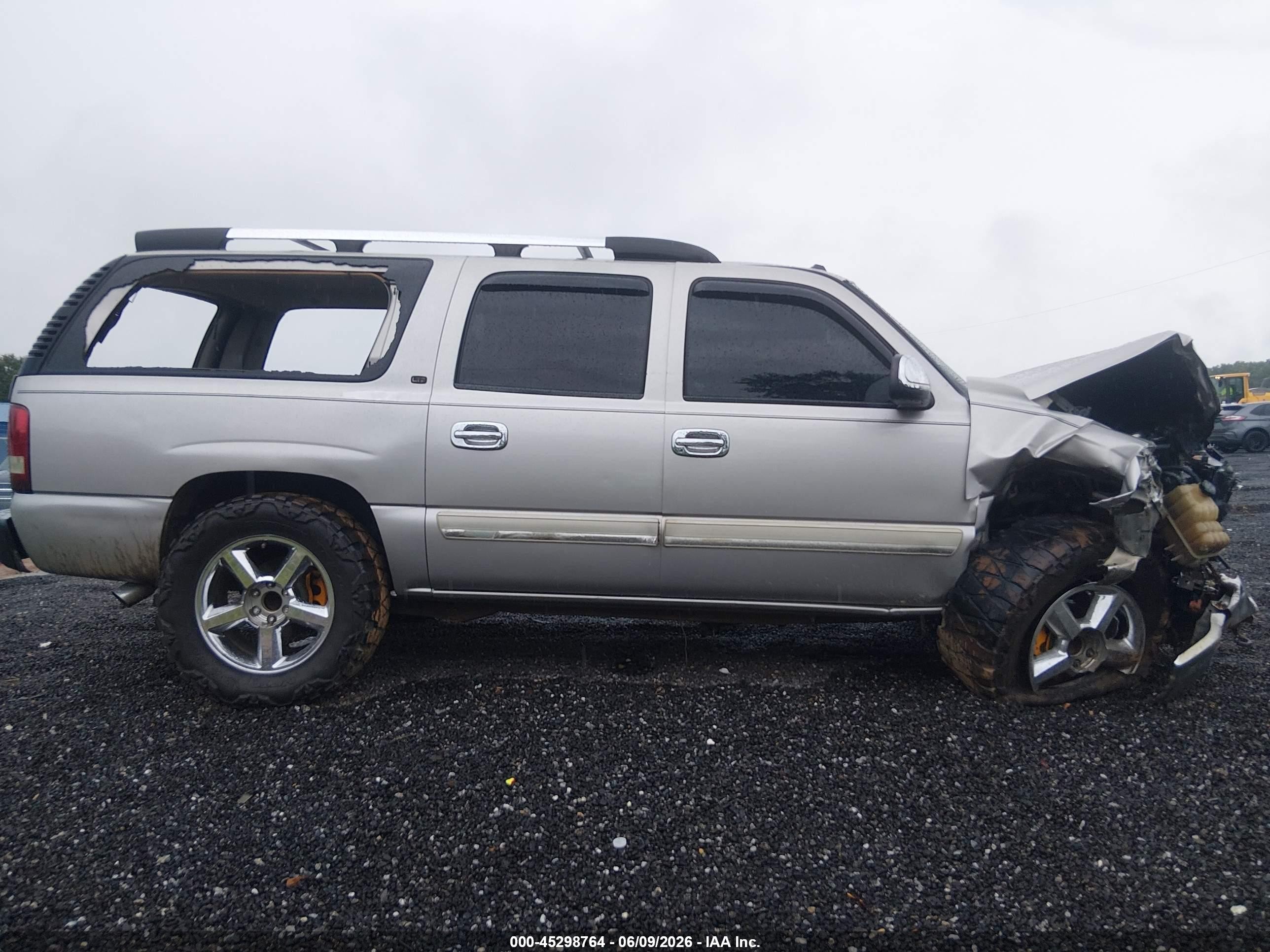 2004 Chevrolet Suburban 1500 Lt Brown vin: 3GNEC16Z14G290685