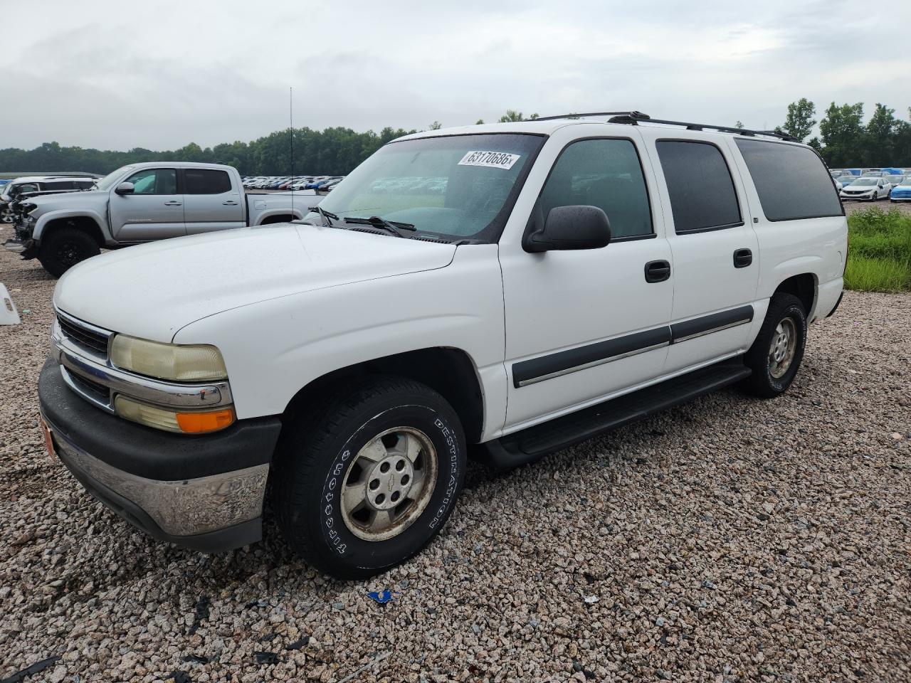 2002 Chevrolet Suburban C1500 White vin: 3GNEC16Z22G284066