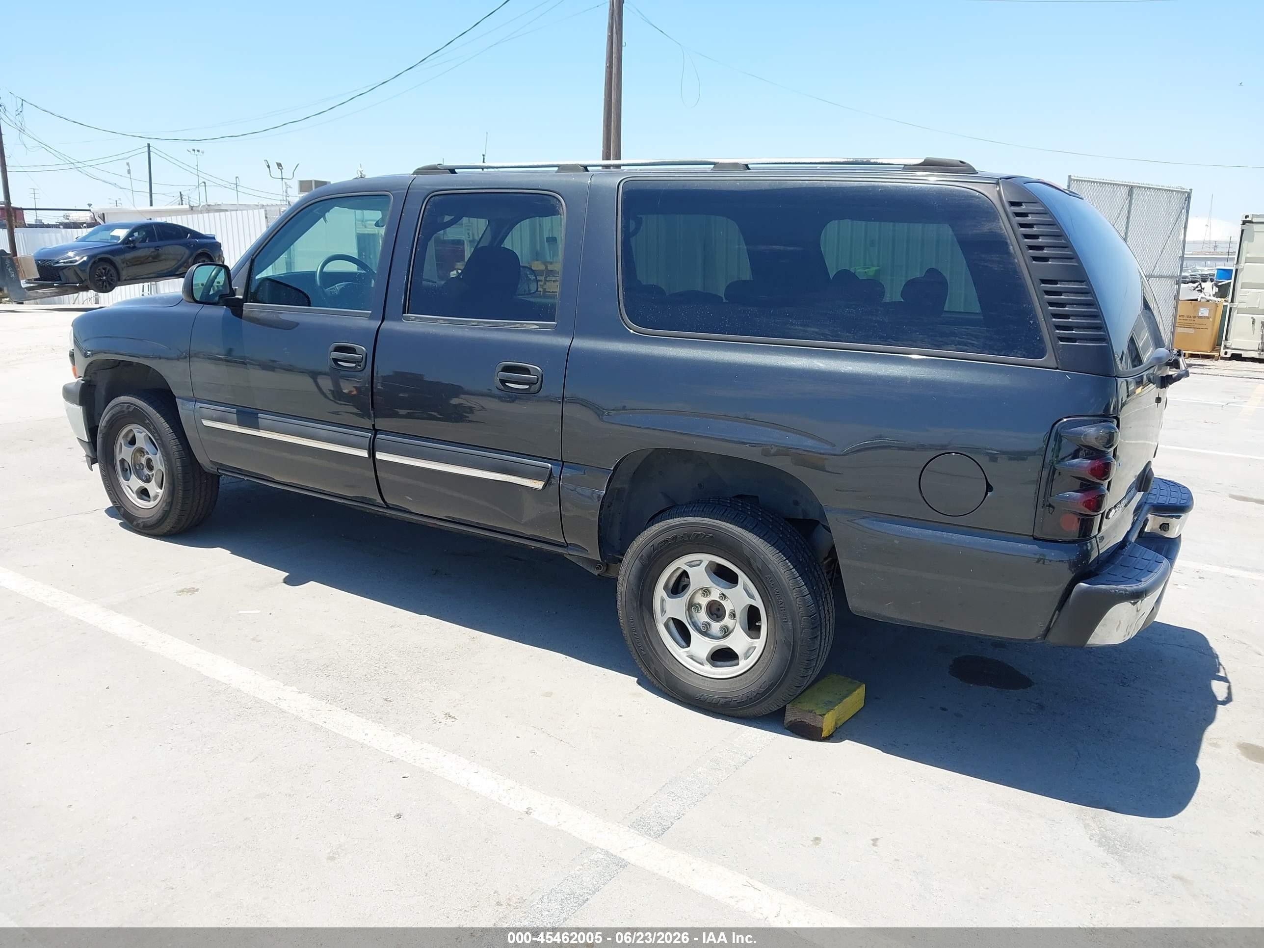 2005 Chevrolet Suburban 1500 Ls Gray vin: 3GNEC16Z35G155225