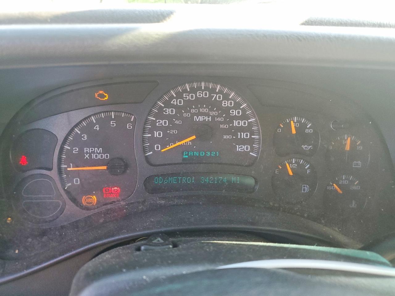 2003 Chevrolet Suburban C1500 Gray vin: 3GNEC16Z43G113675