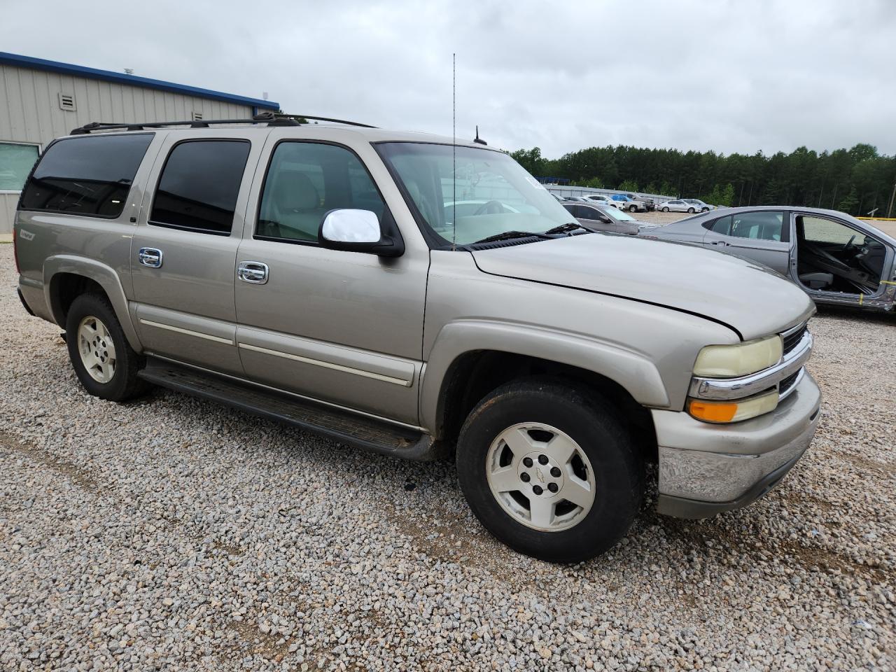 2003 Chevrolet Suburban C1500 Gold vin: 3GNEC16Z43G286368