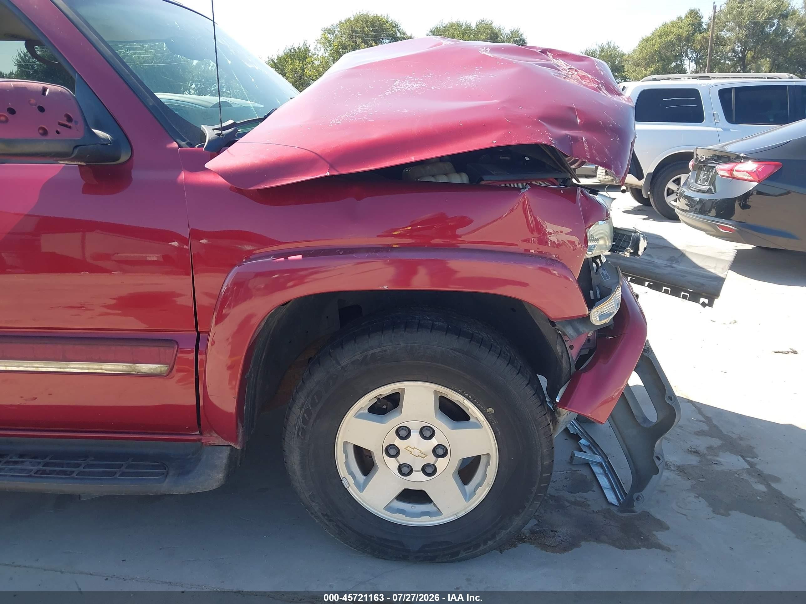 2004 Chevrolet Suburban 1500 Lt Maroon vin: 3GNEC16Z44G301047