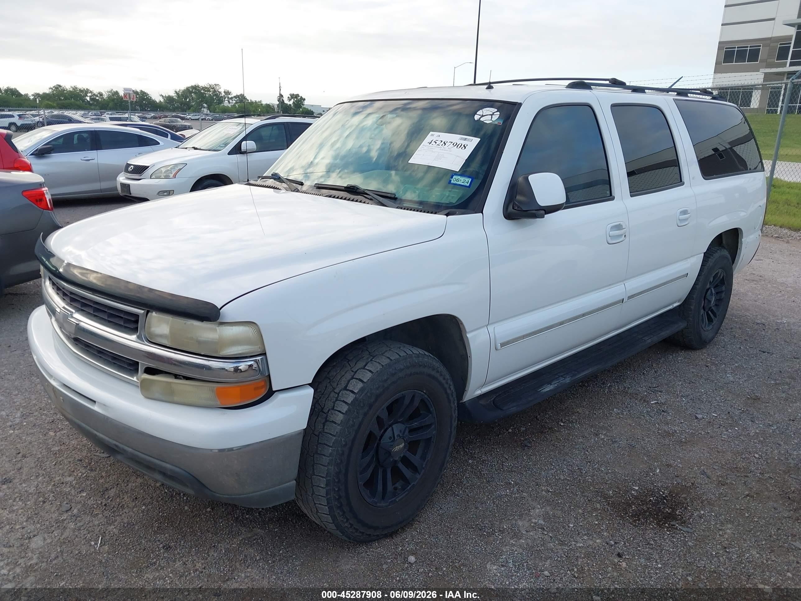 2002 Chevrolet Suburban 1500 Lt White vin: 3GNEC16Z62G202789