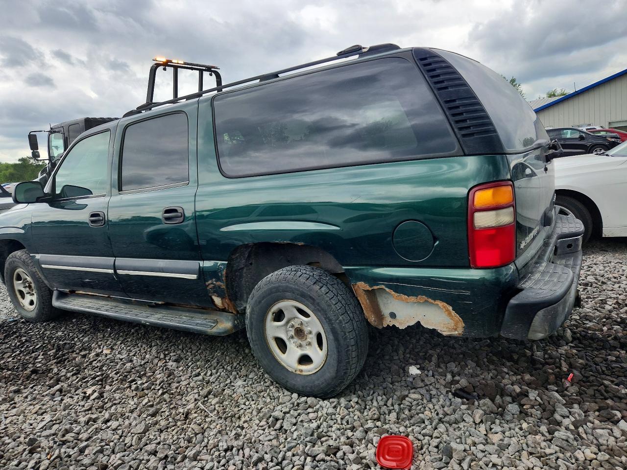 2003 Chevrolet Suburban C1500 Green vin: 3GNEC16Z63G215415