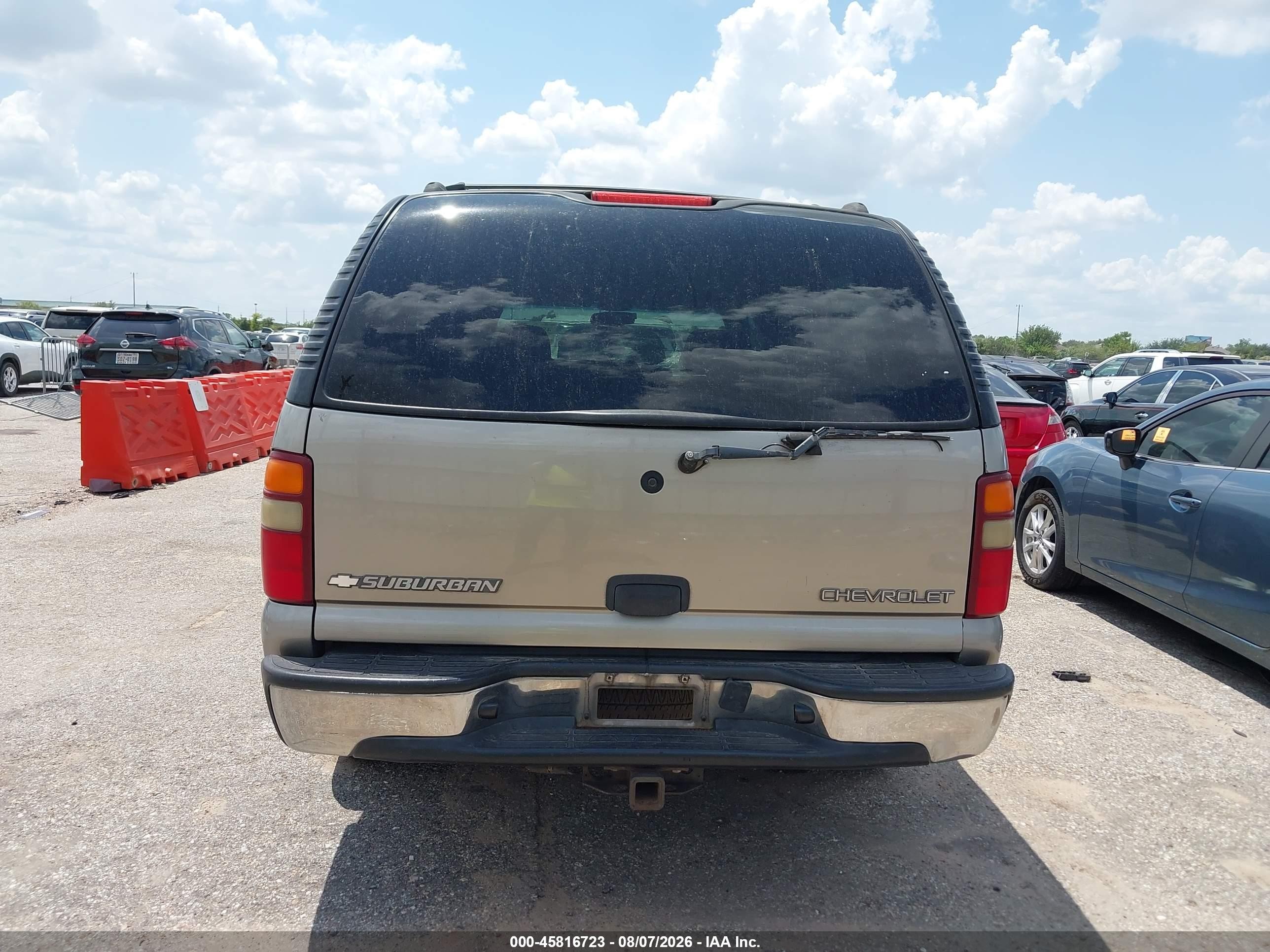 2003 Chevrolet Suburban 1500 Ls Beige vin: 3GNEC16Z63G315255