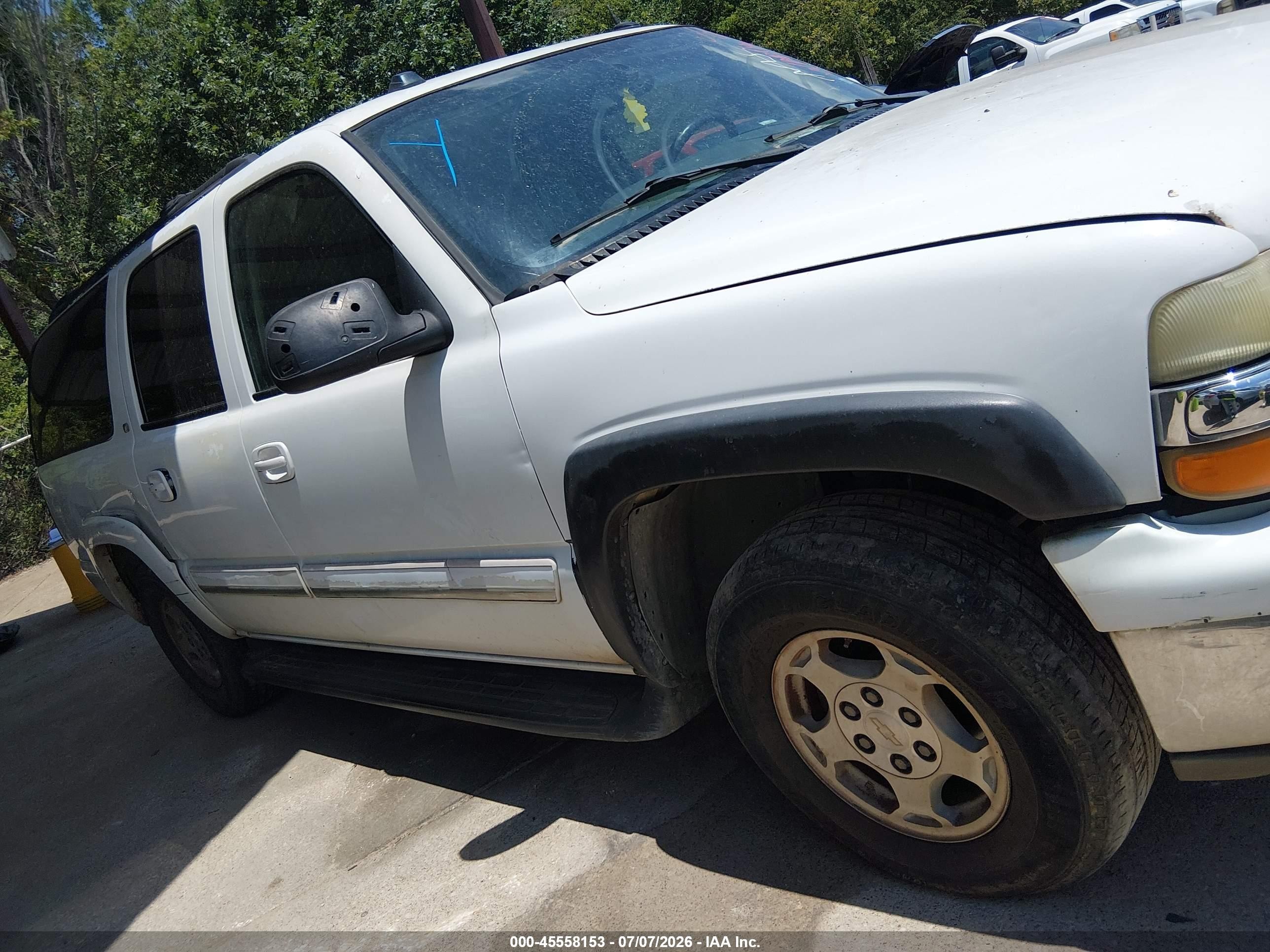 2004 Chevrolet Suburban 1500 Lt White vin: 3GNEC16Z64G292965