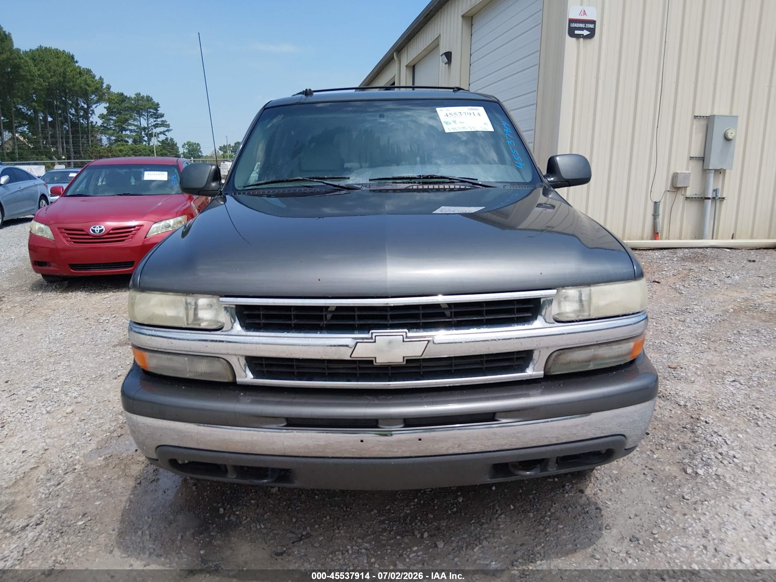 2002 Chevrolet Suburban 1500 Lt Gray vin: 3GNEC16Z72G210366