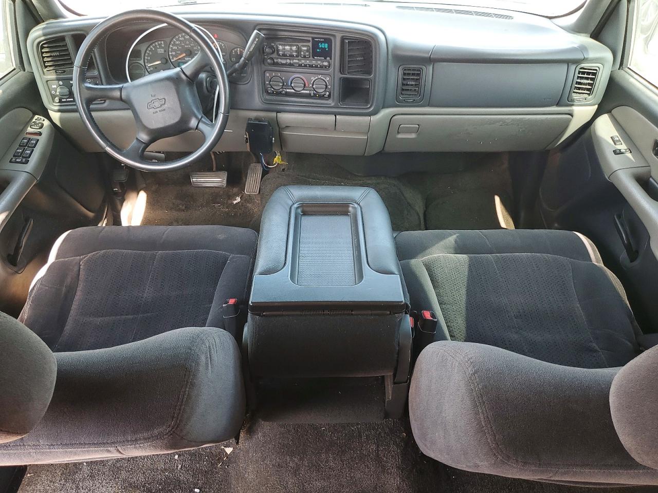 2002 Chevrolet Suburban C1500 Черный vin: 3GNEC16Z72G323492