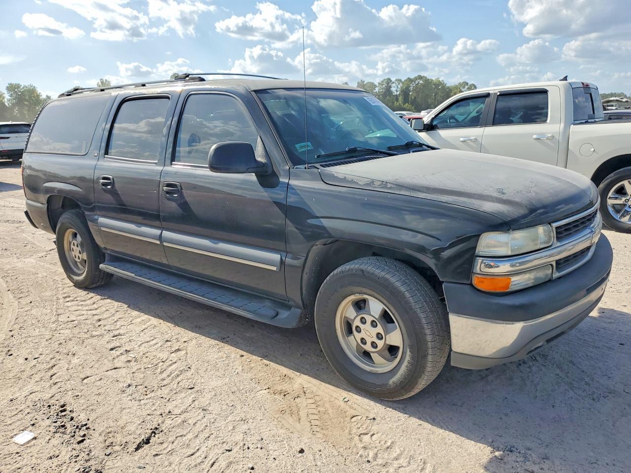 2002 Chevrolet Suburban C1500 Черный vin: 3GNEC16Z72G323492