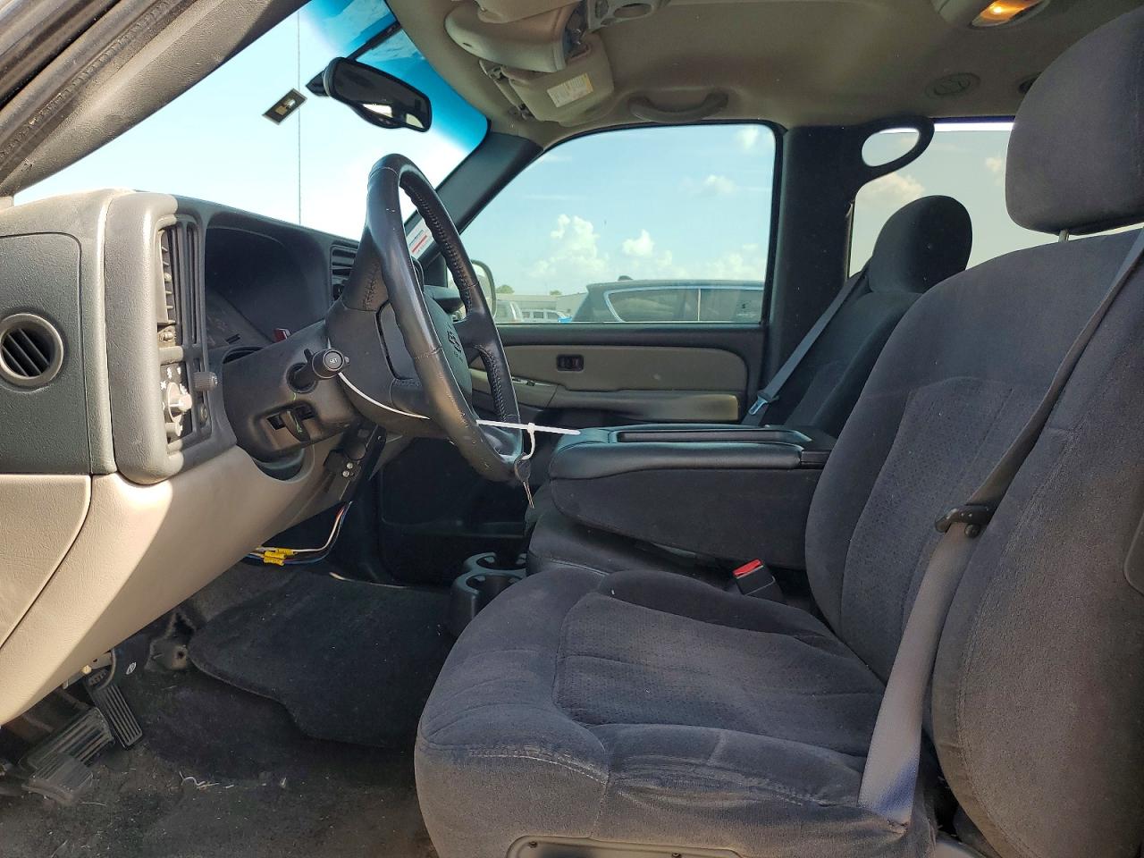 2002 Chevrolet Suburban C1500 Черный vin: 3GNEC16Z72G323492
