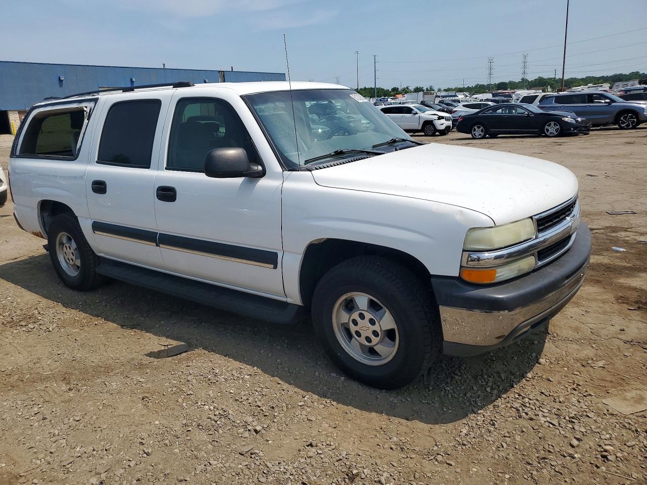 2003 Chevrolet Suburban C1500 White vin: 3GNEC16Z73G267295