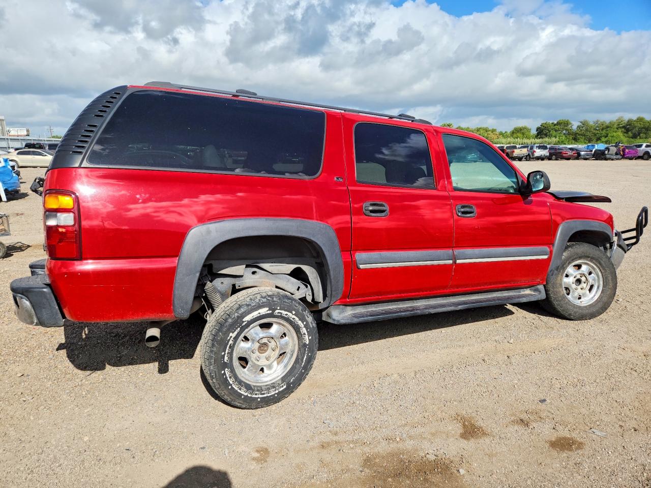 2002 Chevrolet Suburban C1500 Красный vin: 3GNEC16Z82G350202