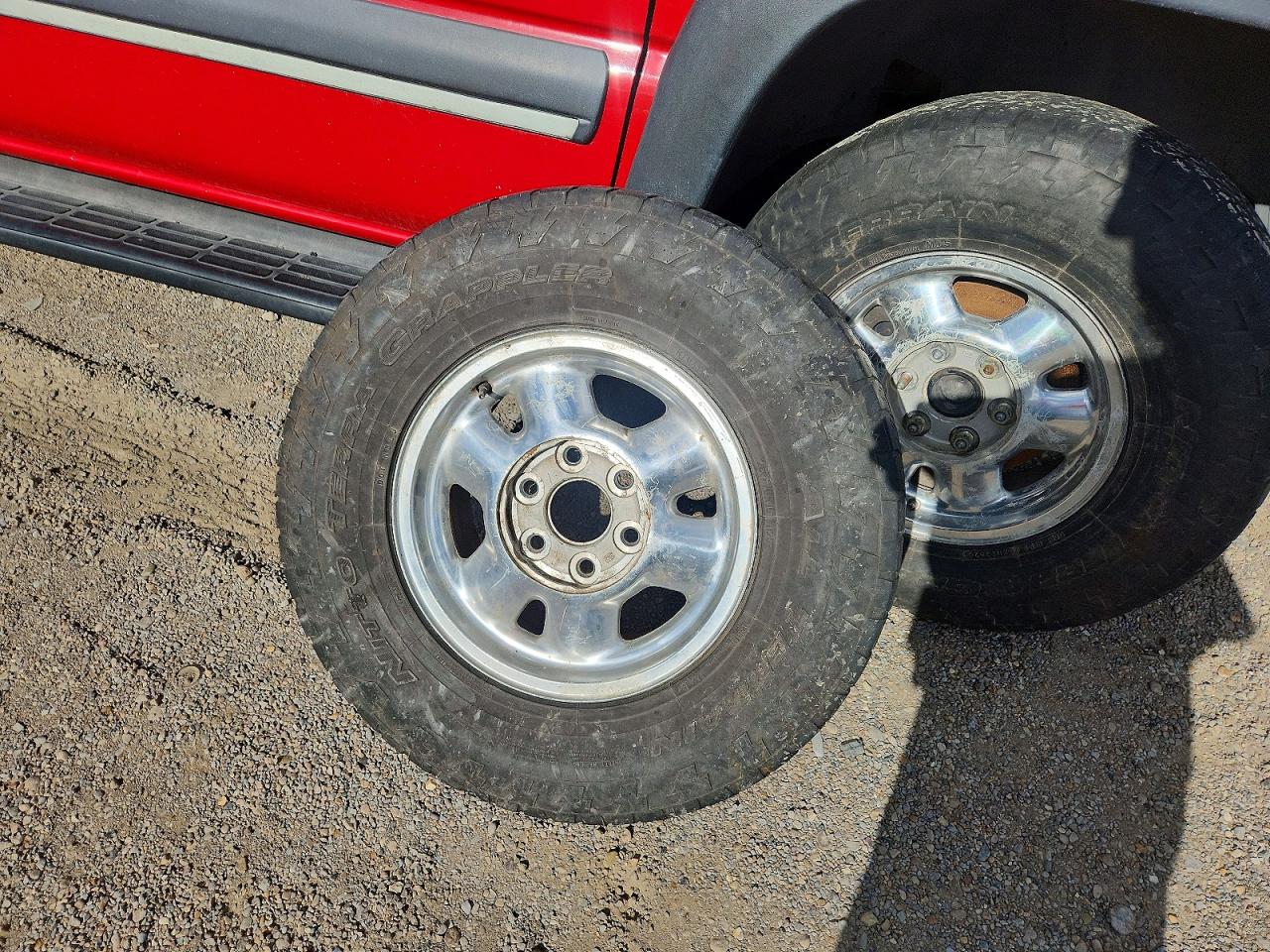 2002 Chevrolet Suburban C1500 Красный vin: 3GNEC16Z82G350202